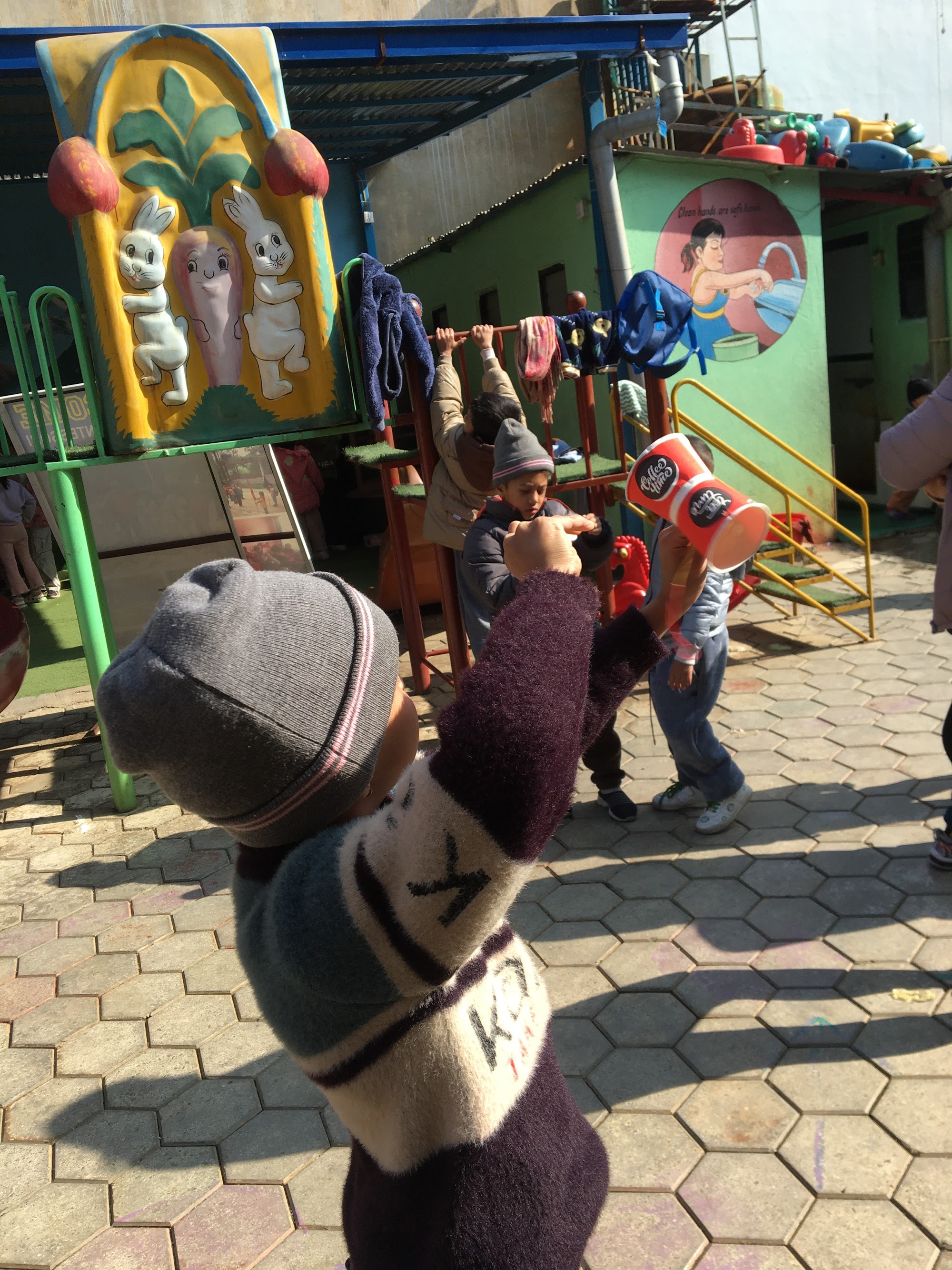Papercup Launcher