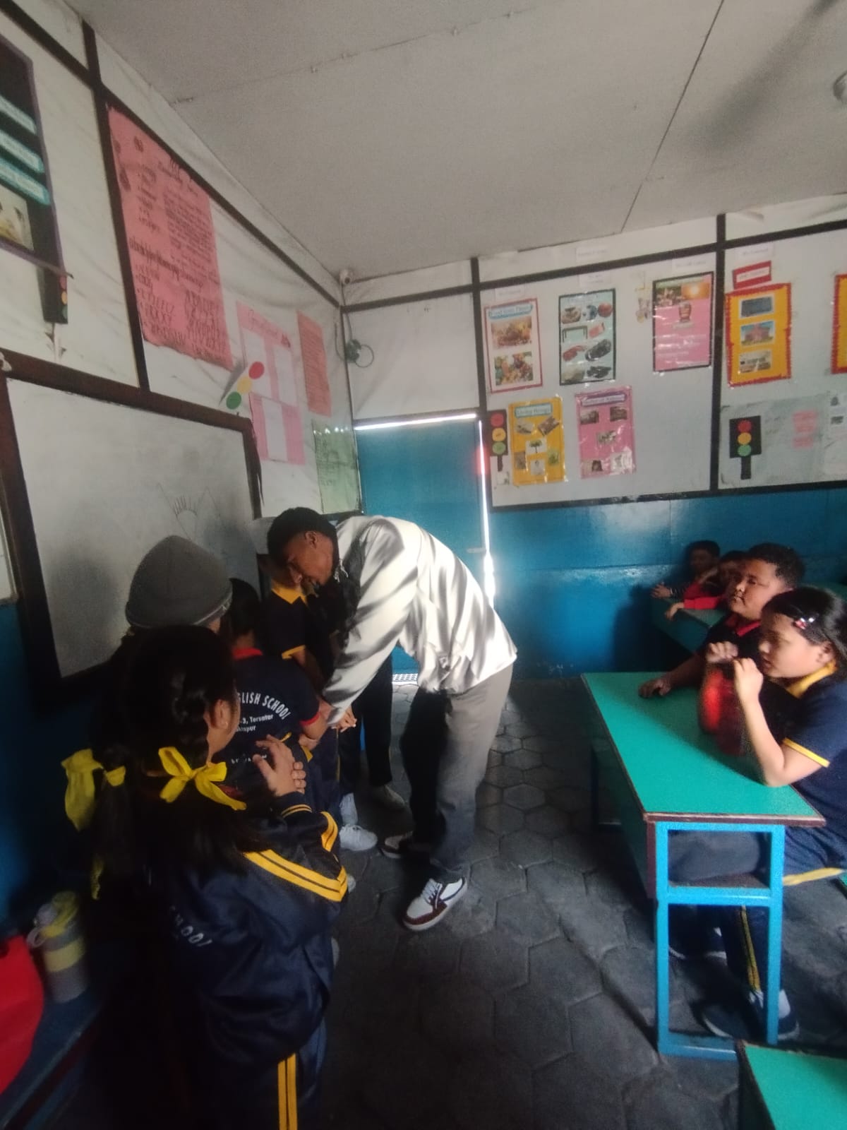 Amenity English School