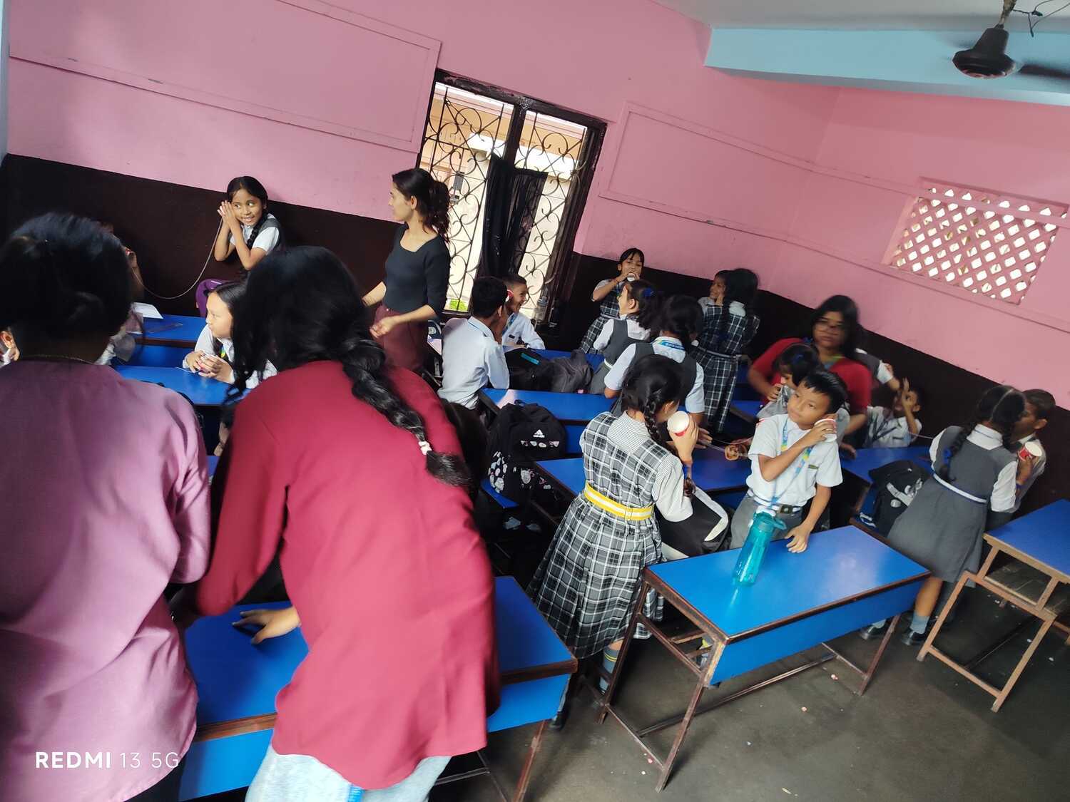 Gyan Niketan School