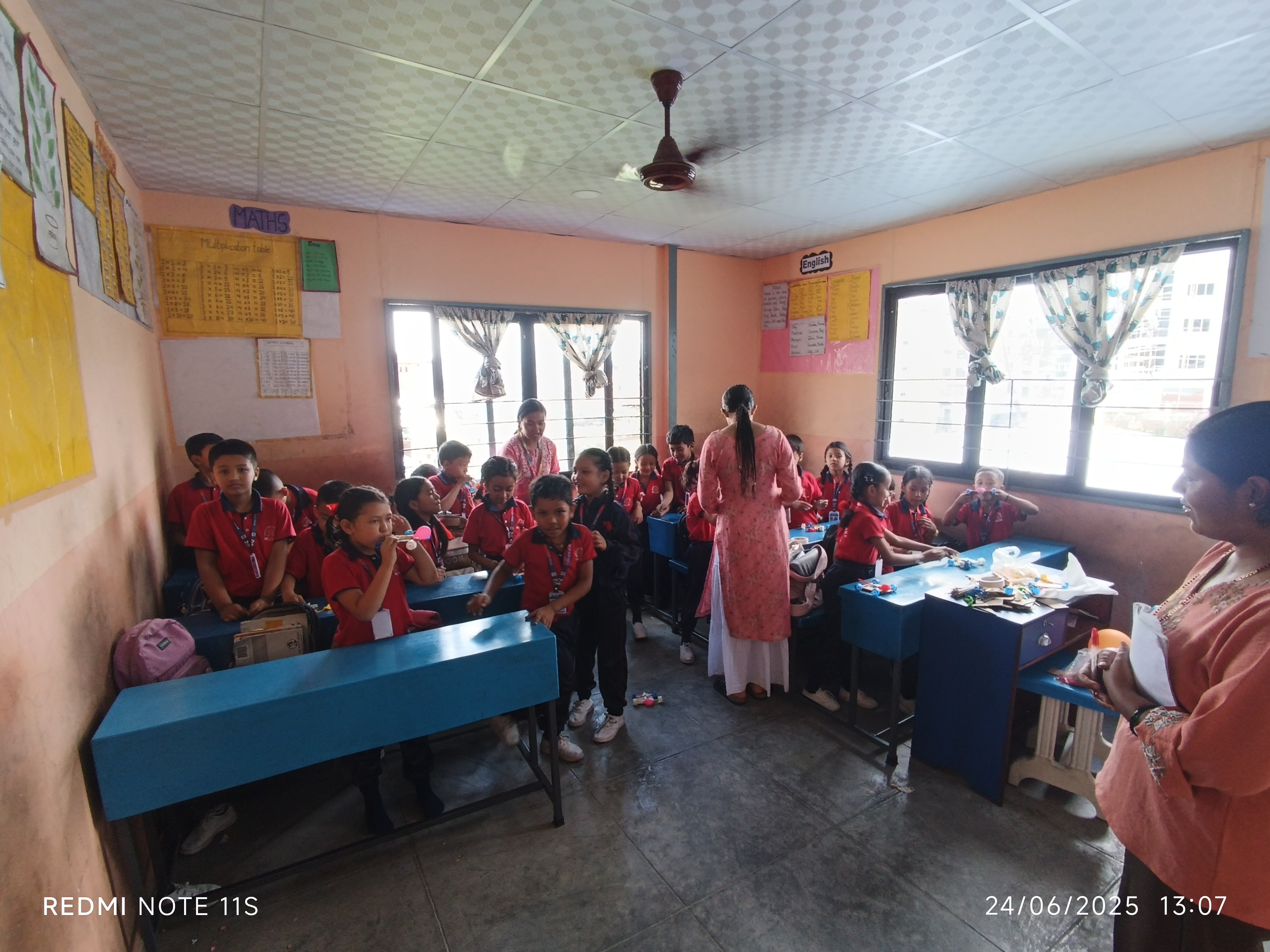 Small kids Academy