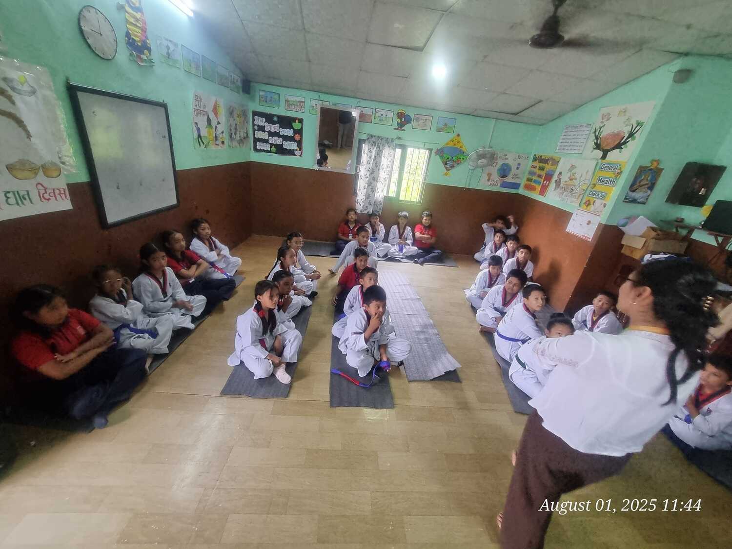 Small kids Academy