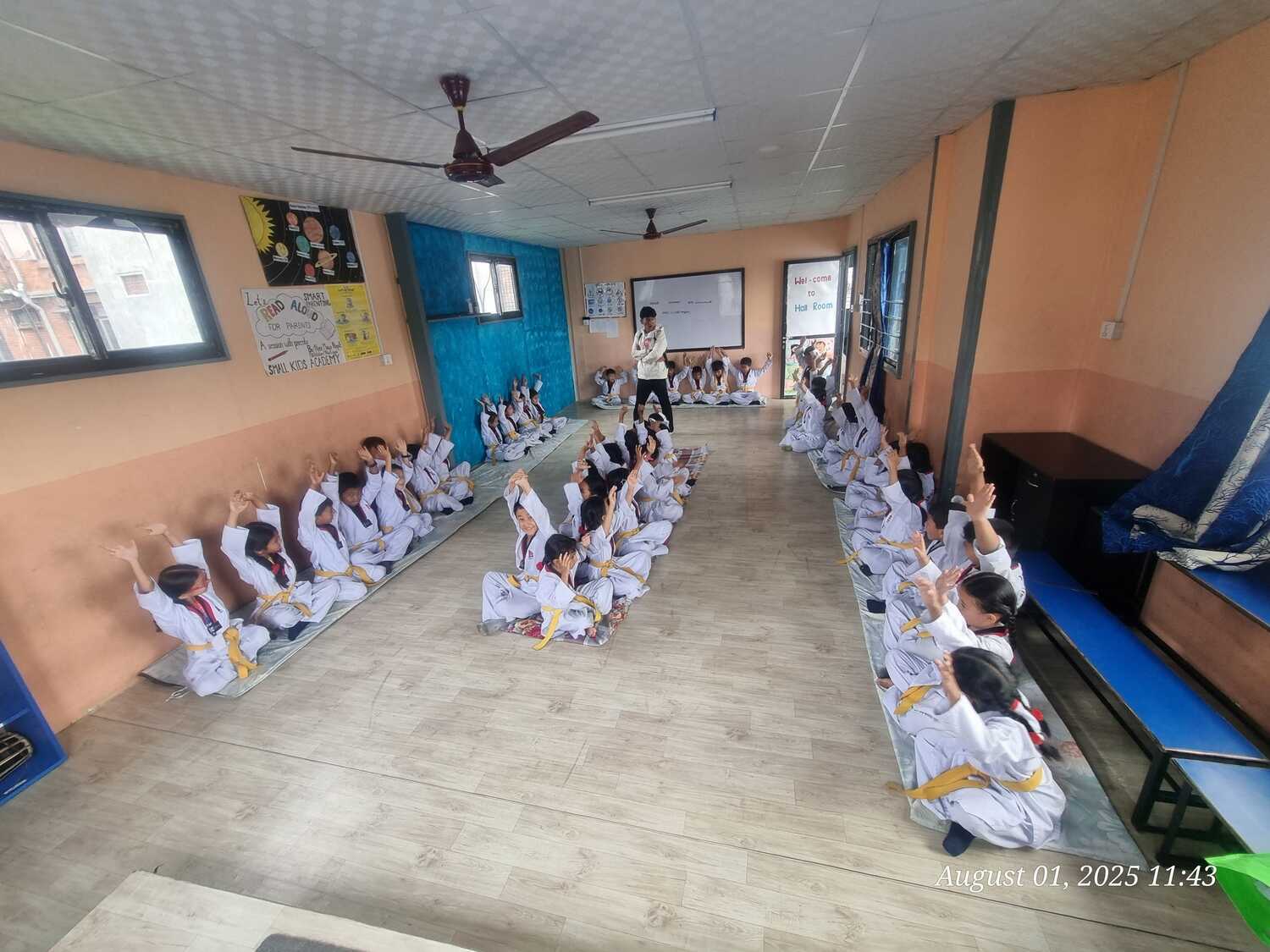 Small kids Academy
