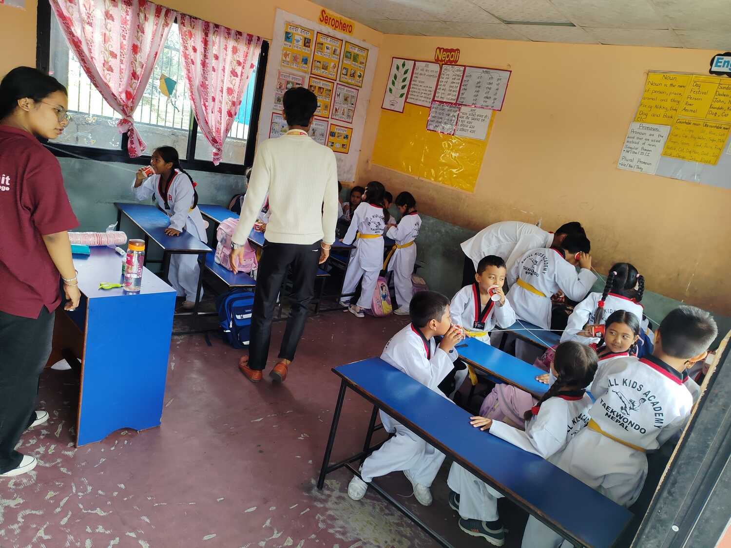 Small kids Academy
