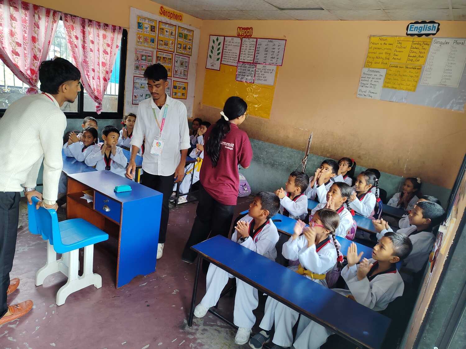 Small kids Academy