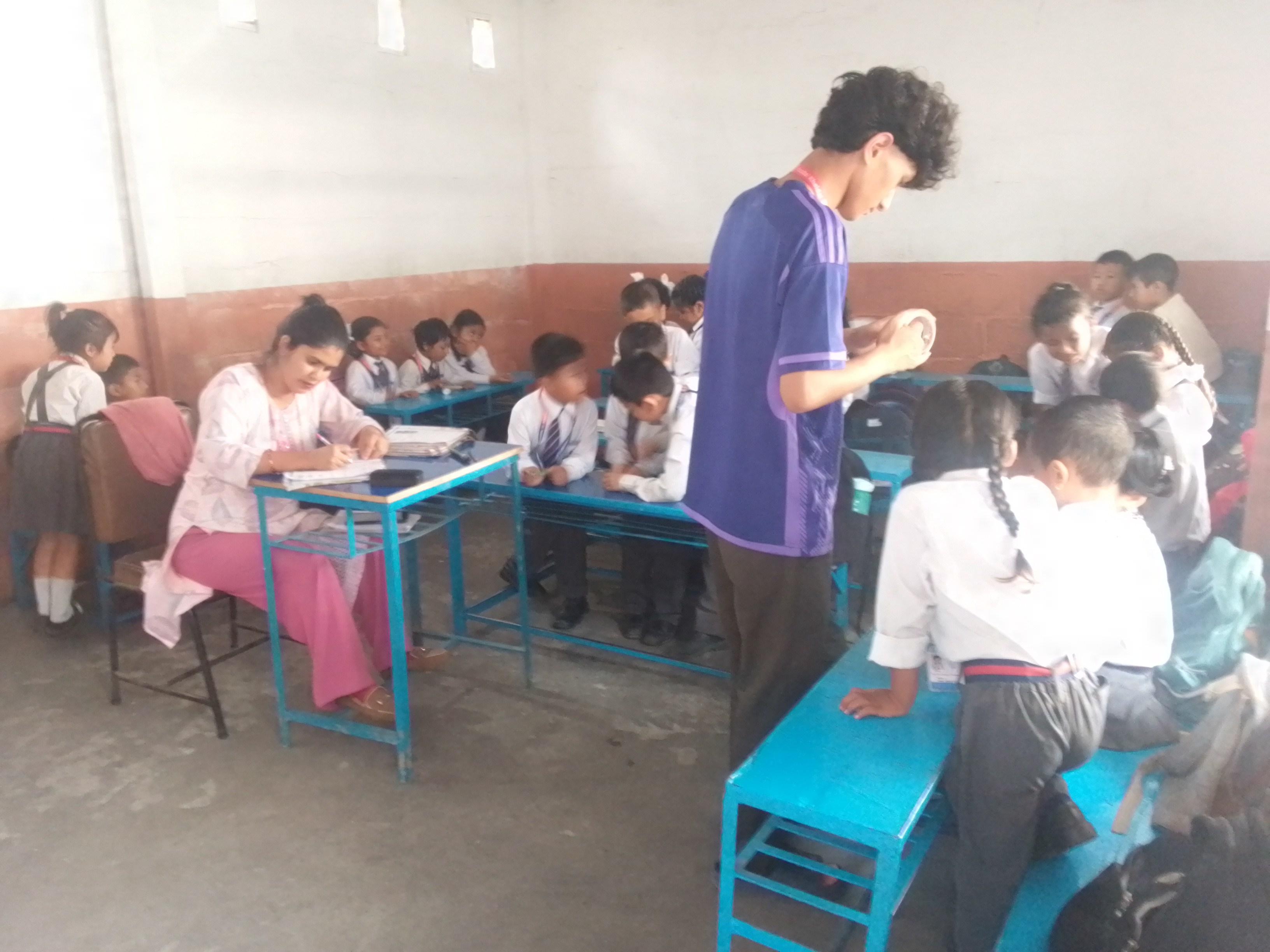 Anant English School