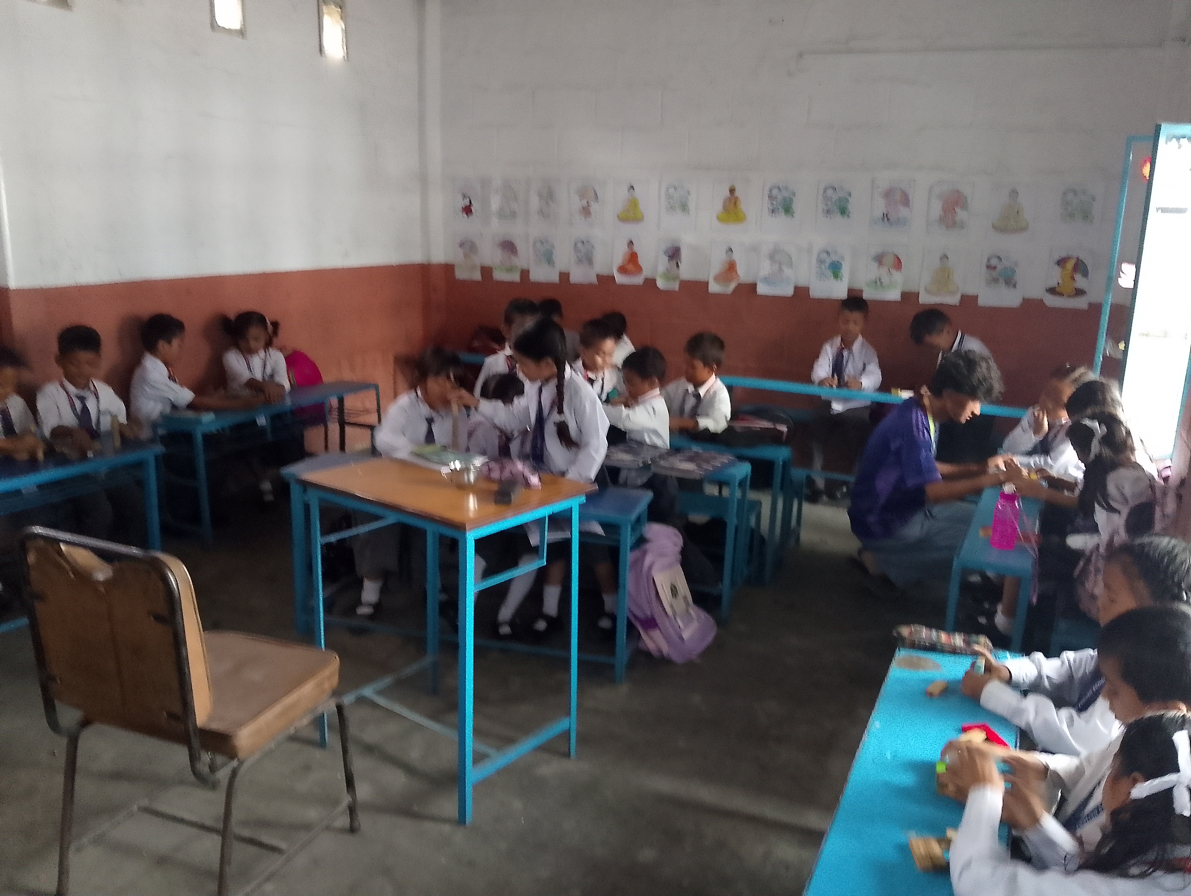 Anant English School