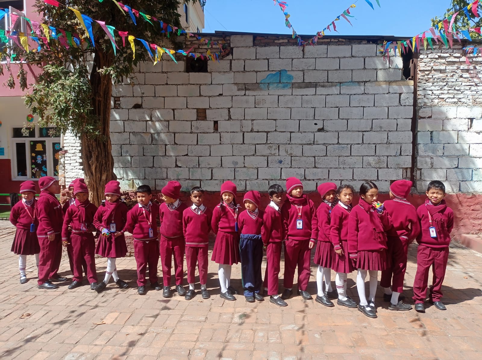 Daphe english school
