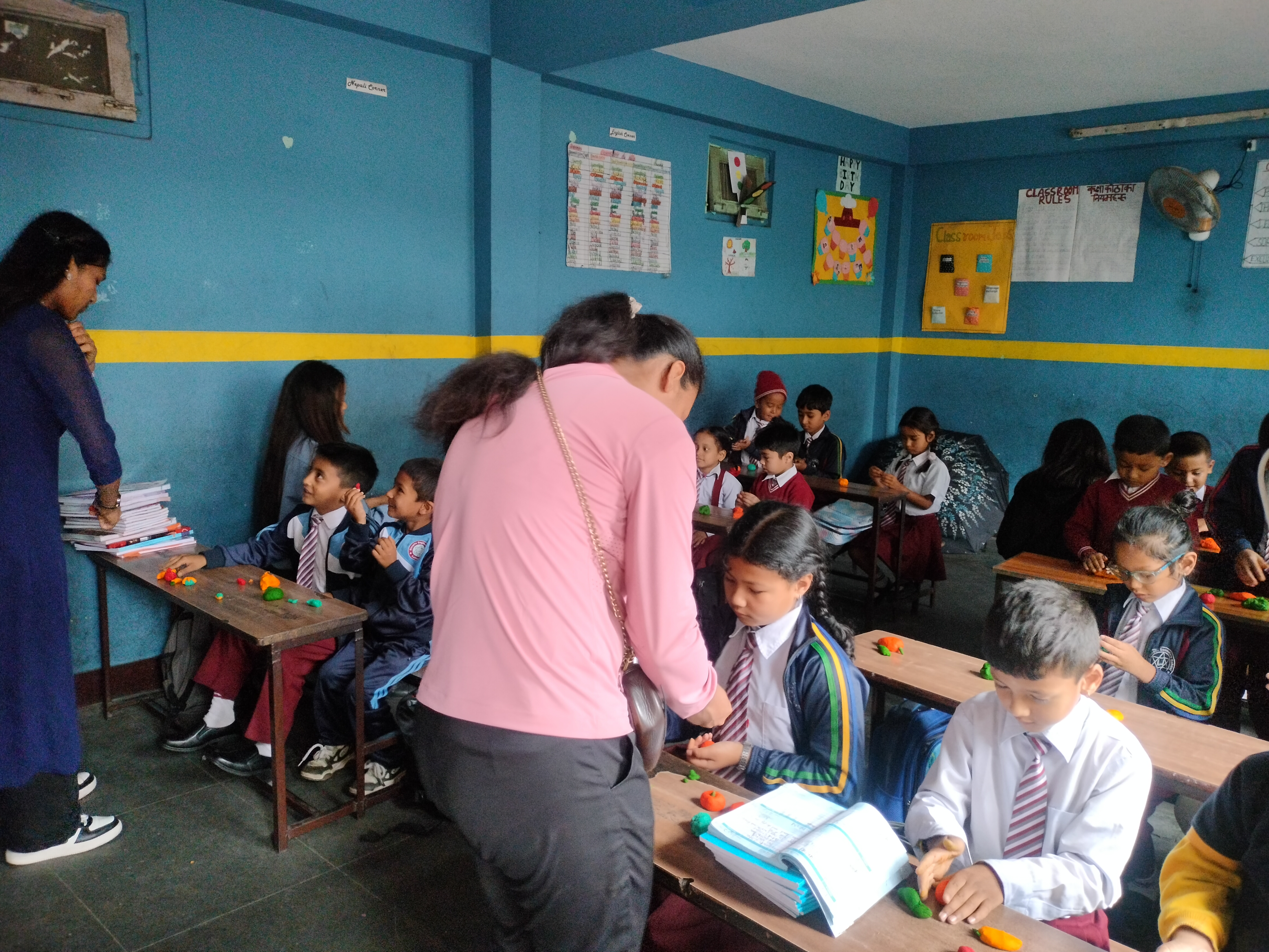Daphe english school