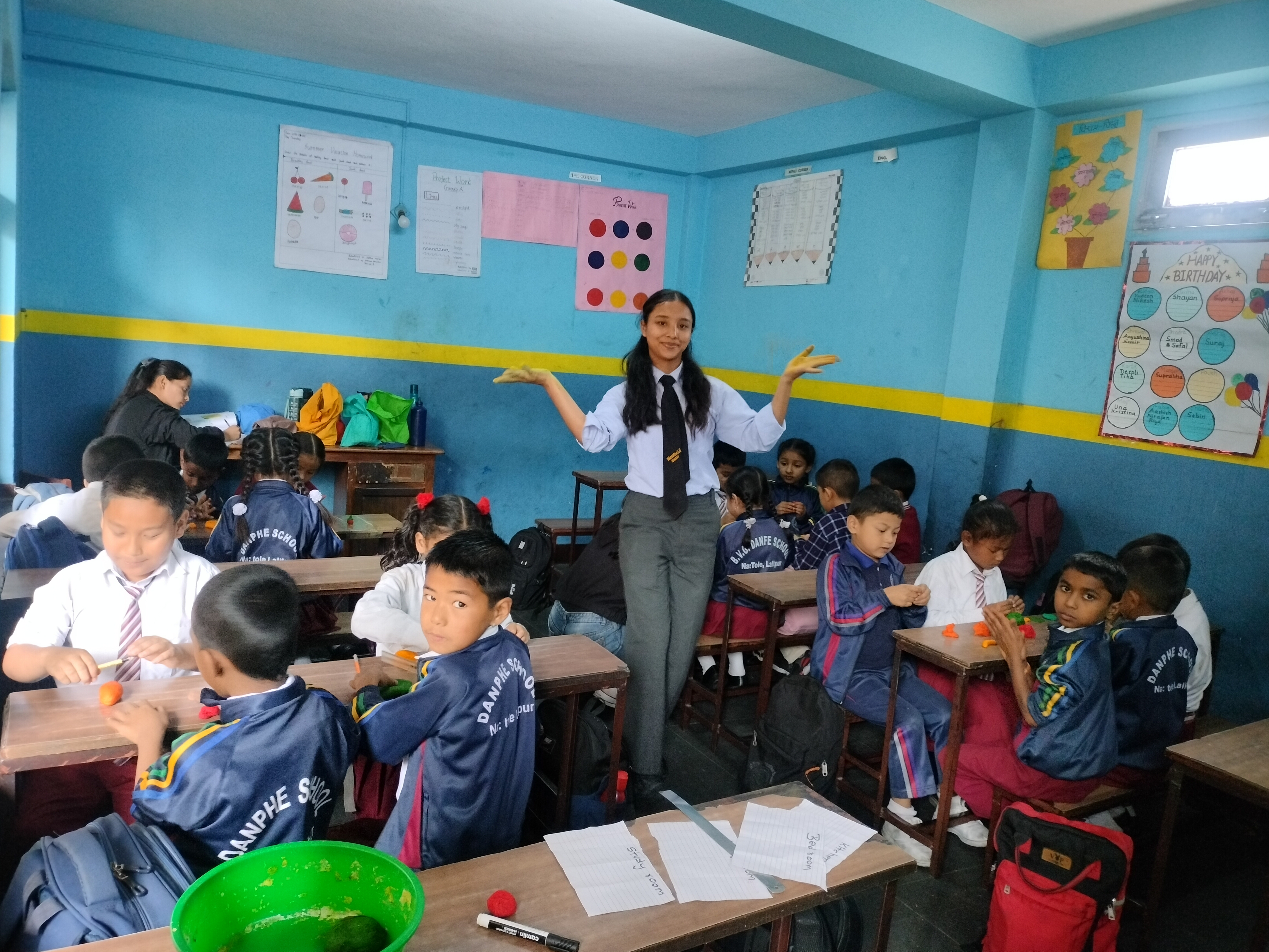 Daphe english school
