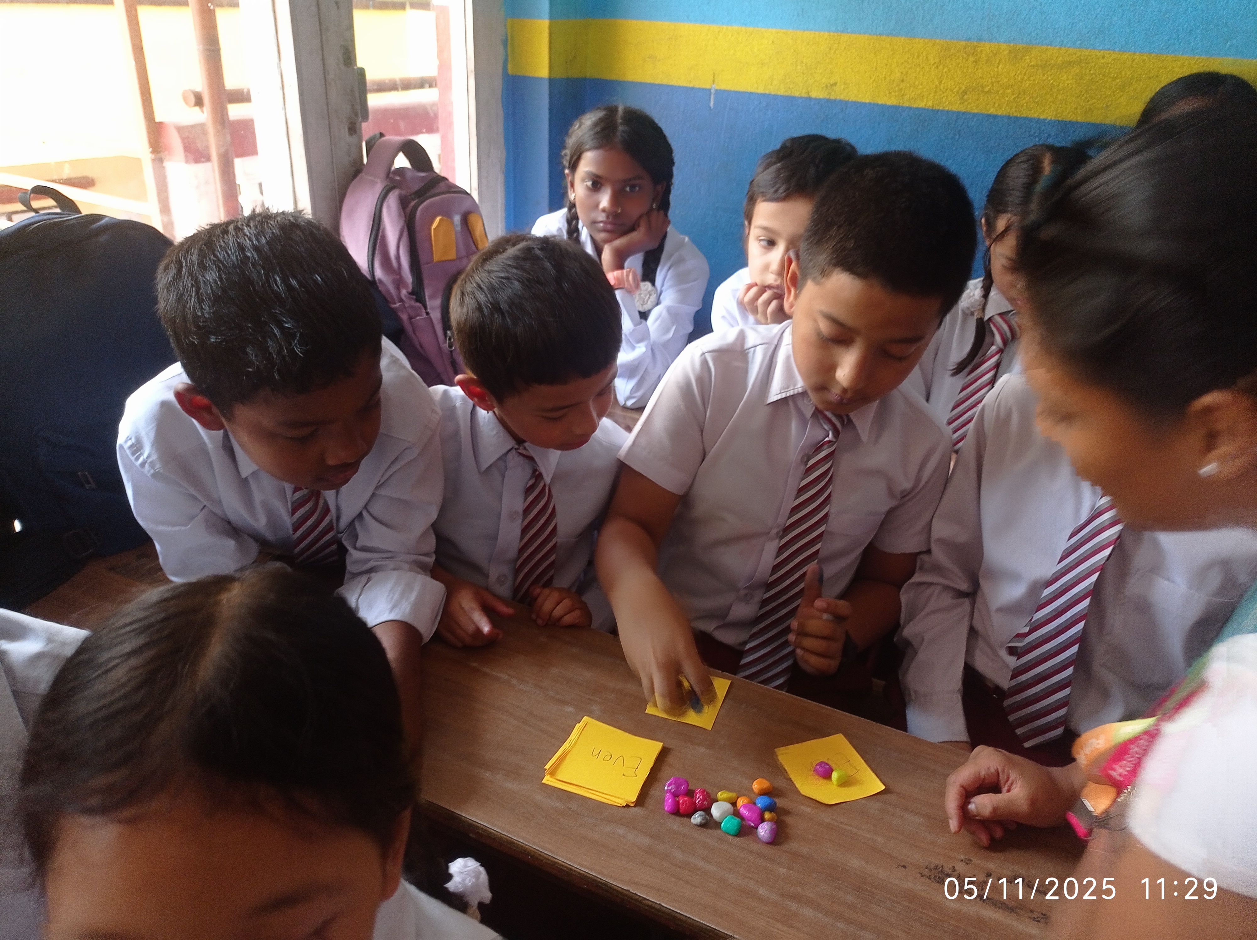 Daphe english school