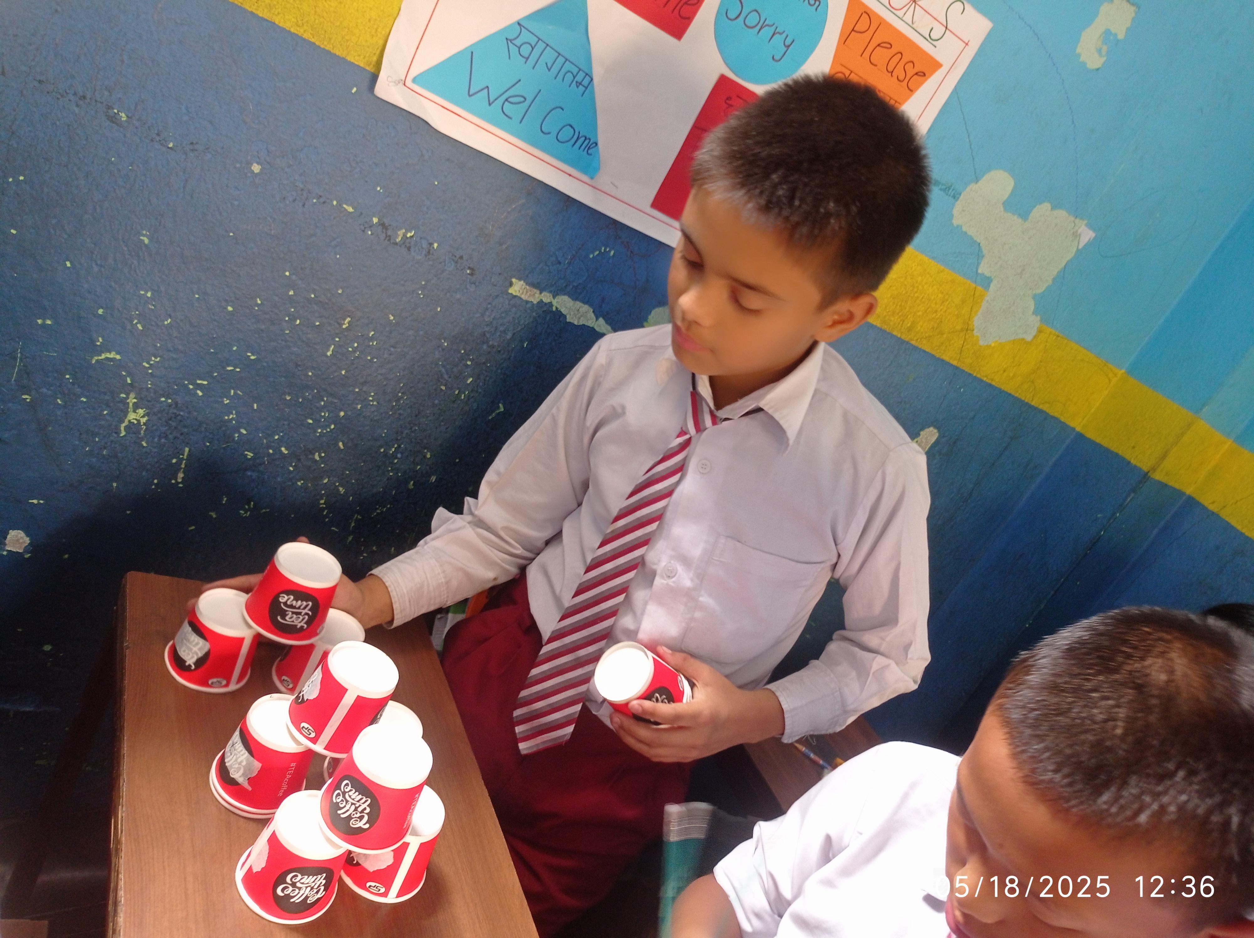 Daphe english school
