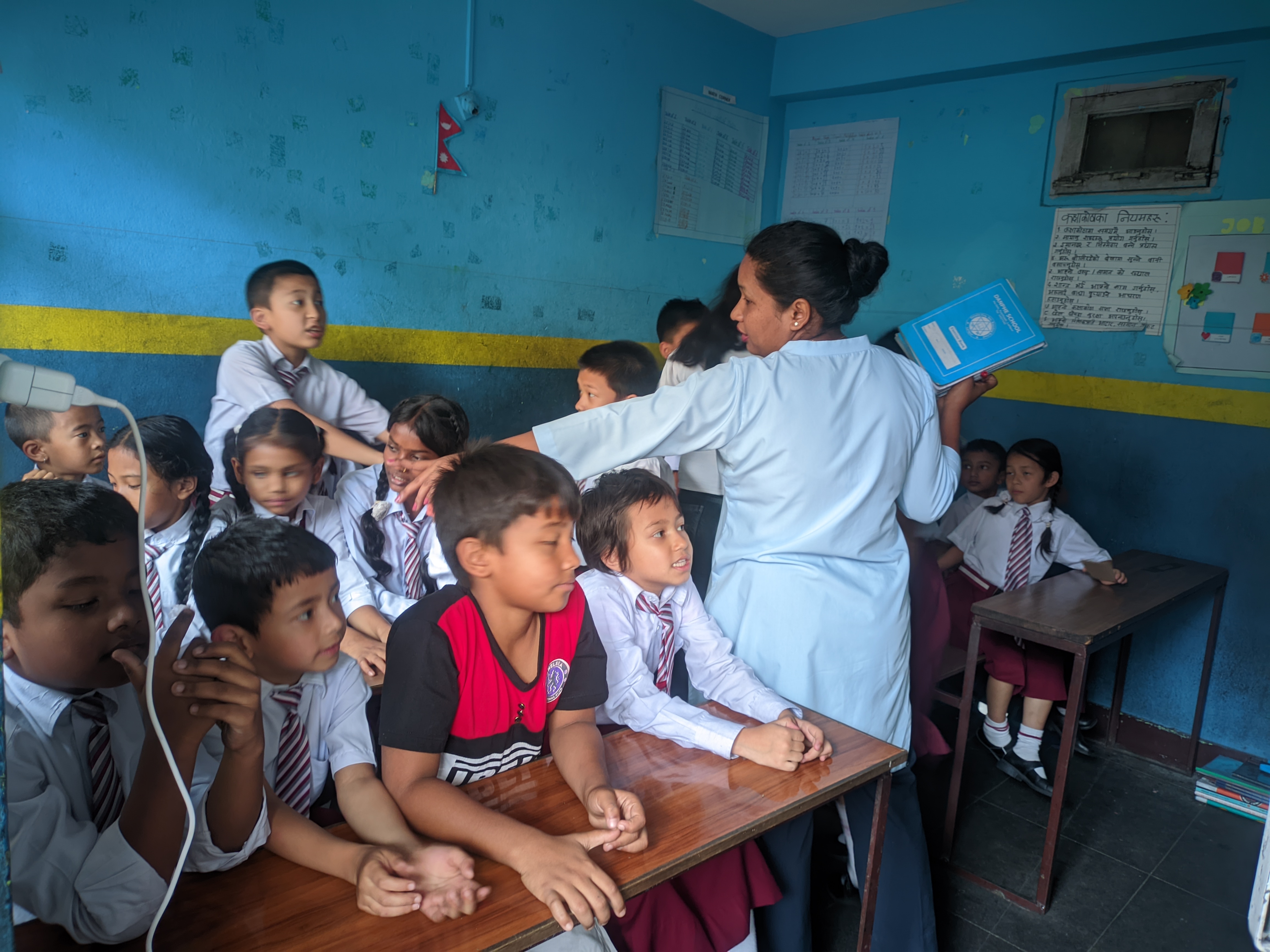 Daphe english school