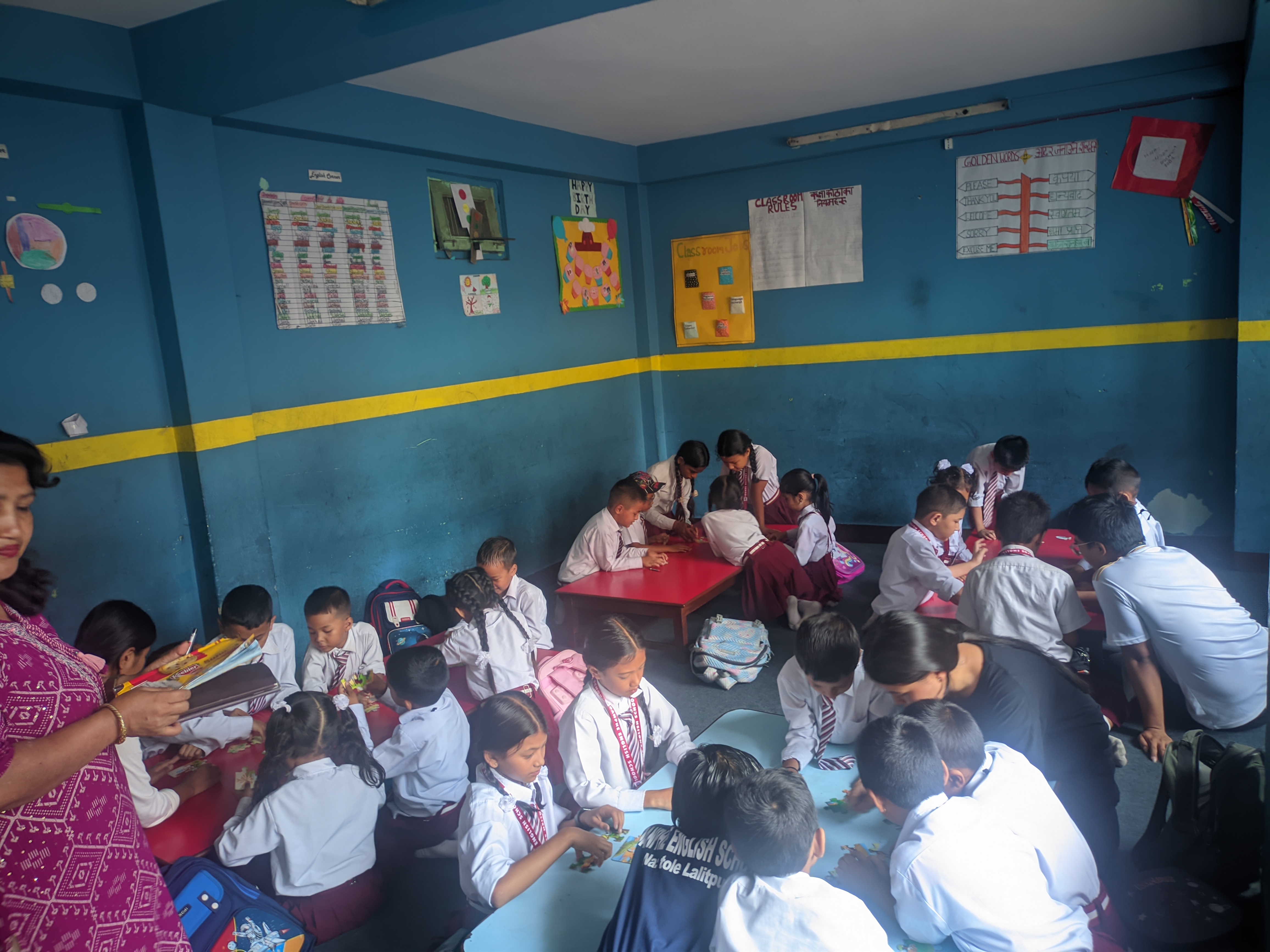 Daphe english school