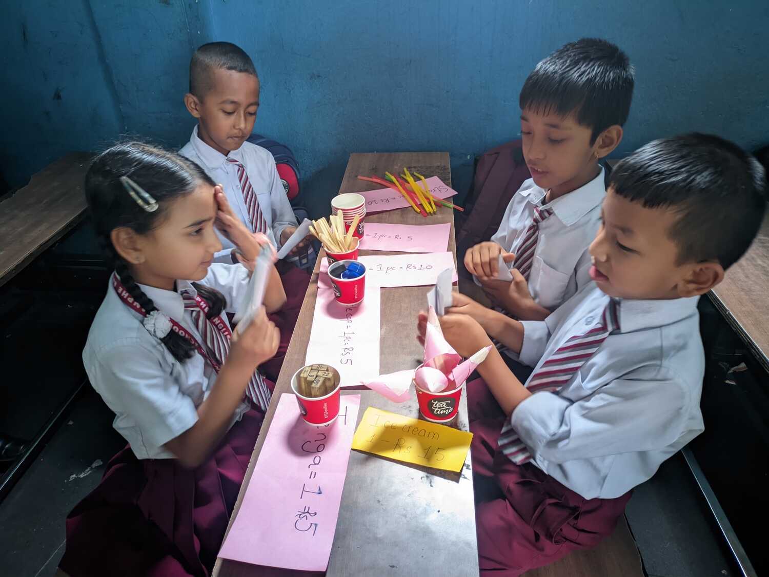 Daphe english school