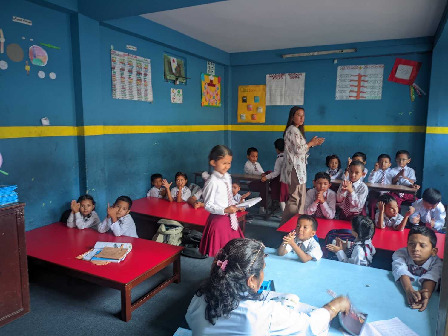 Daphe english school