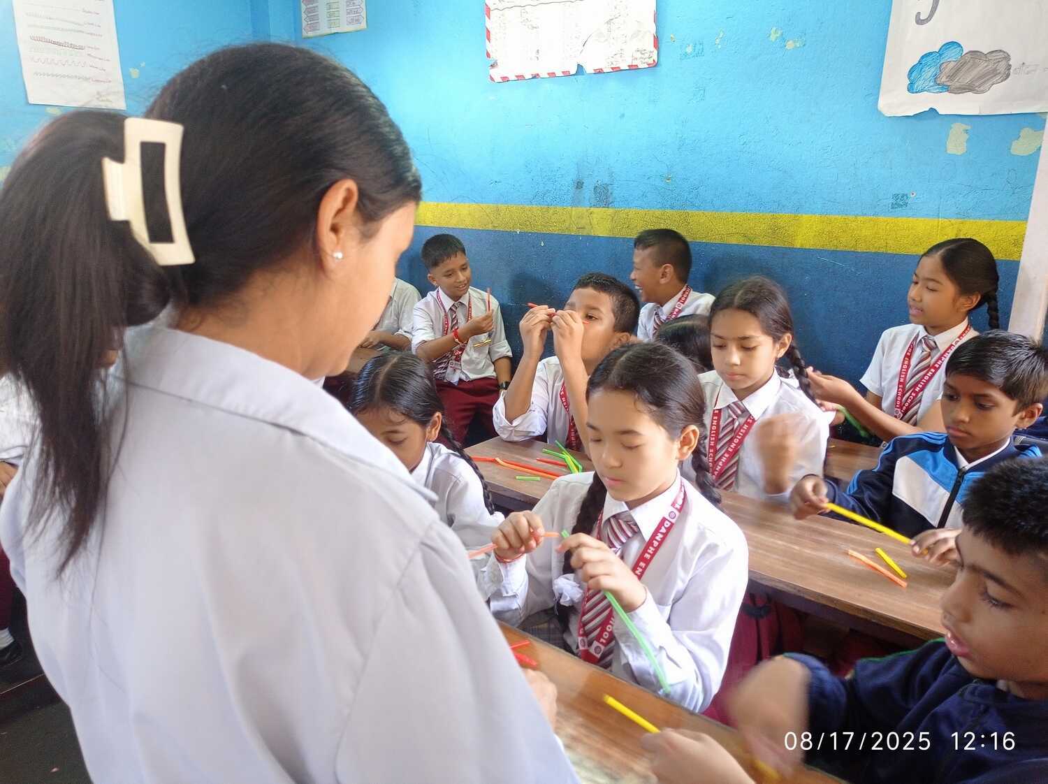 Daphe english school