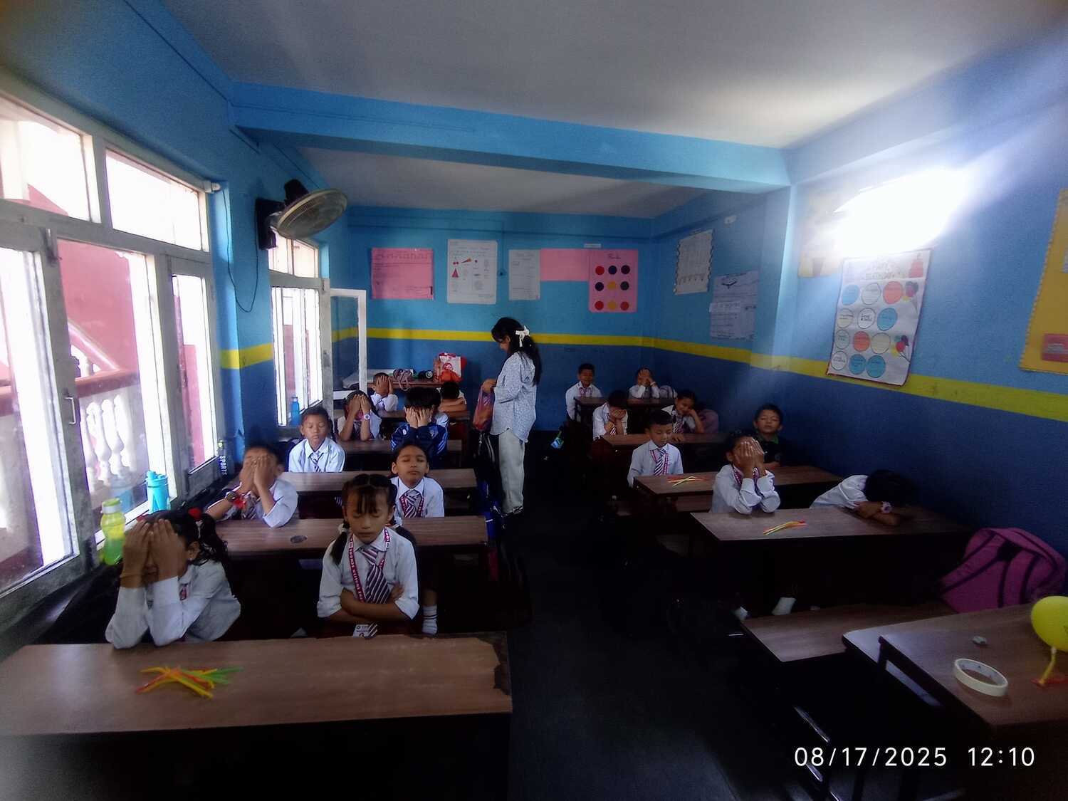 Daphe english school
