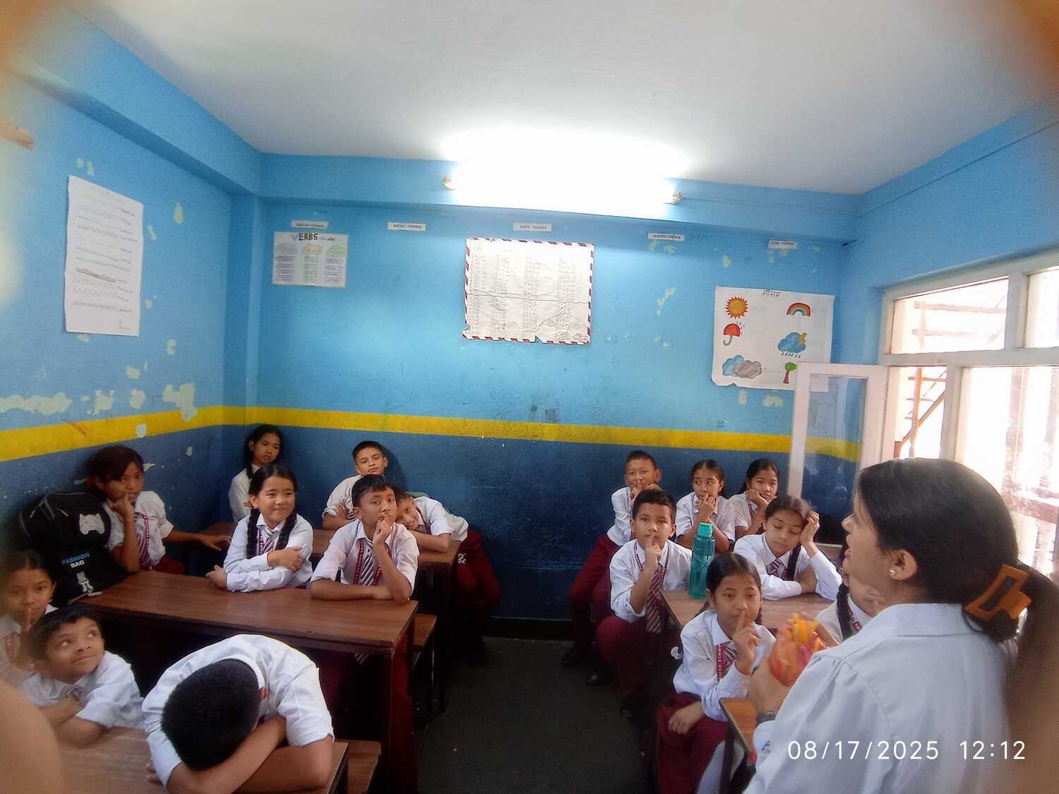 Daphe english school