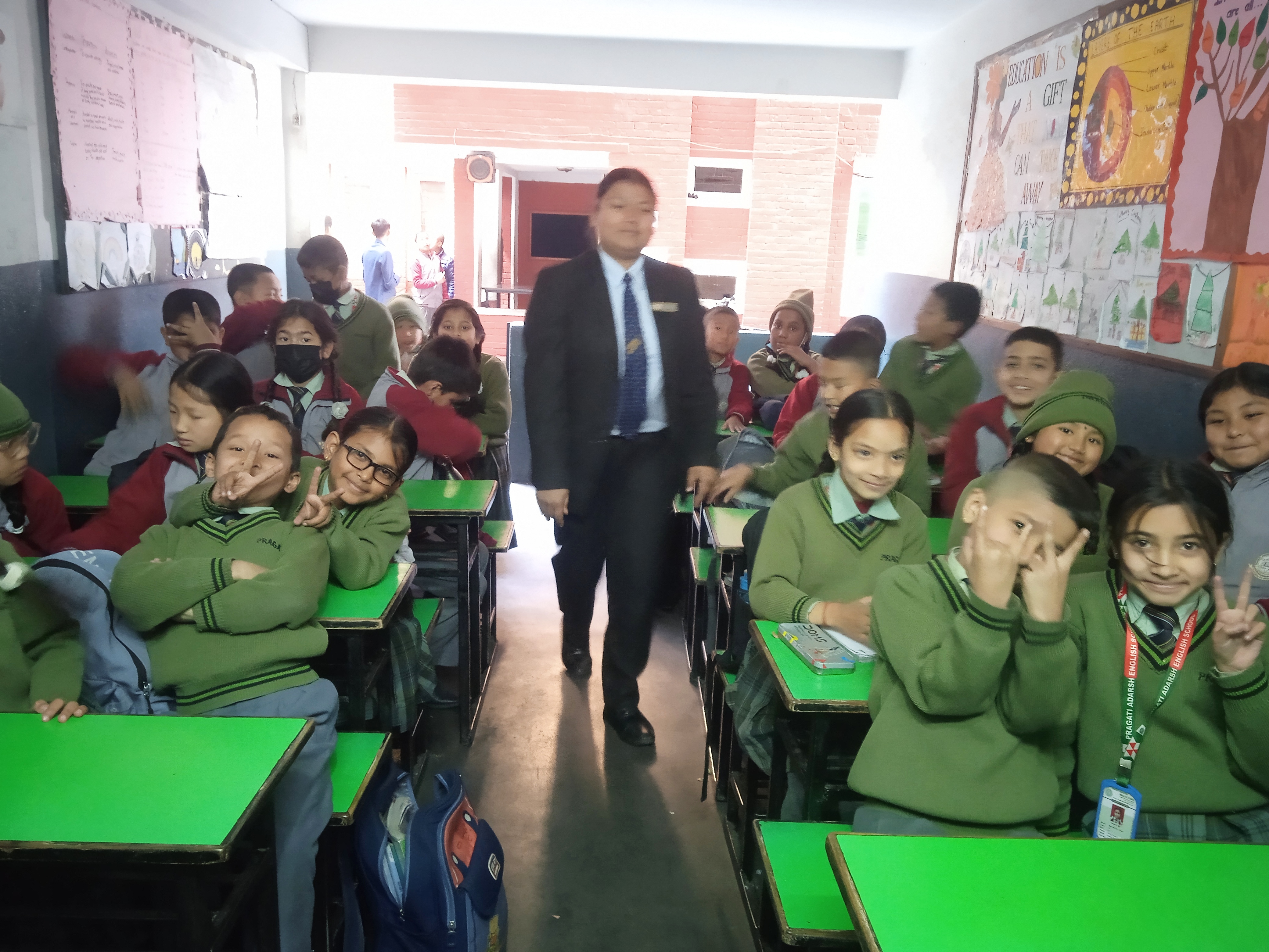 Pragati Adarsh English School