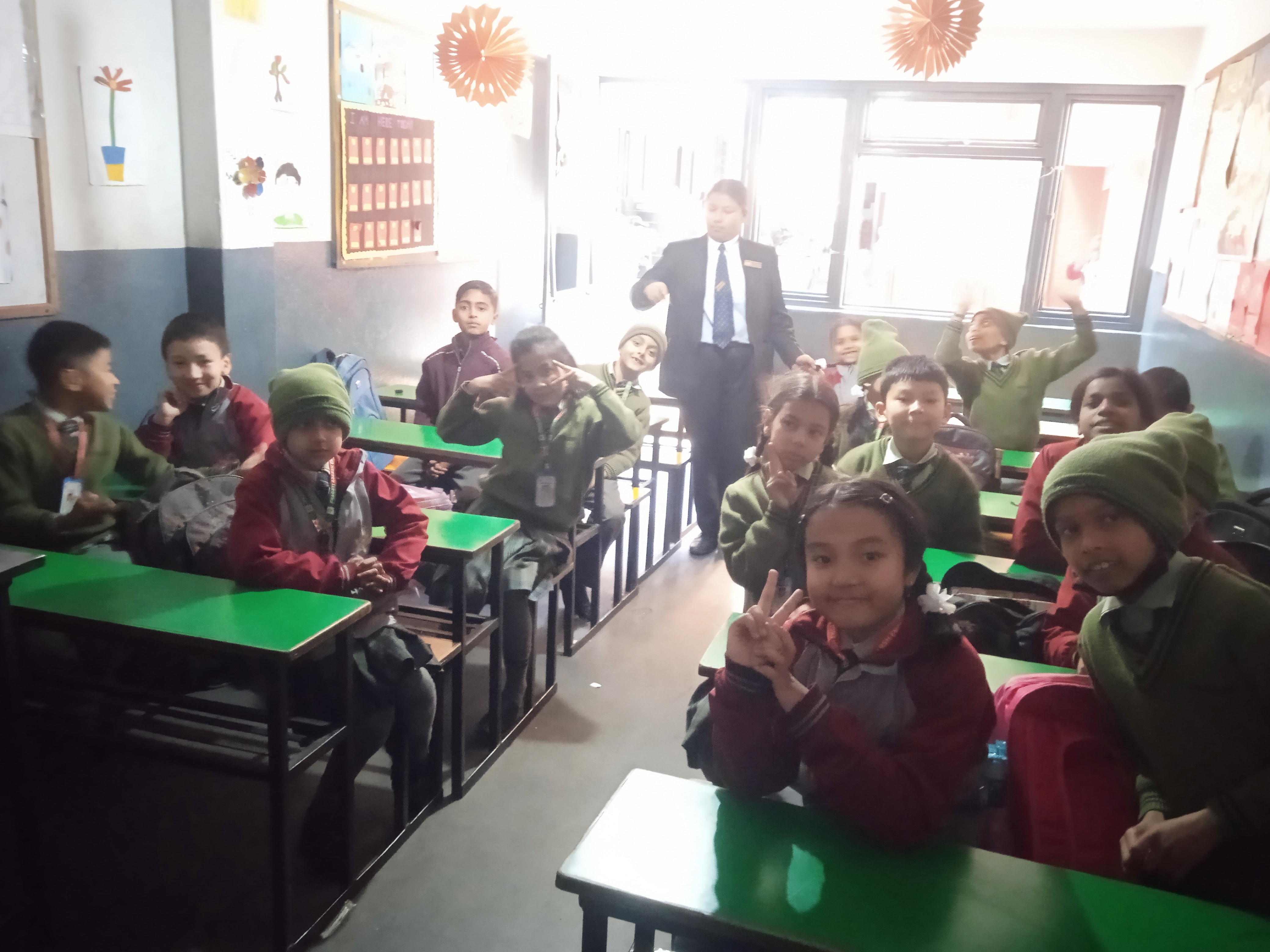 Pragati Adarsh English School