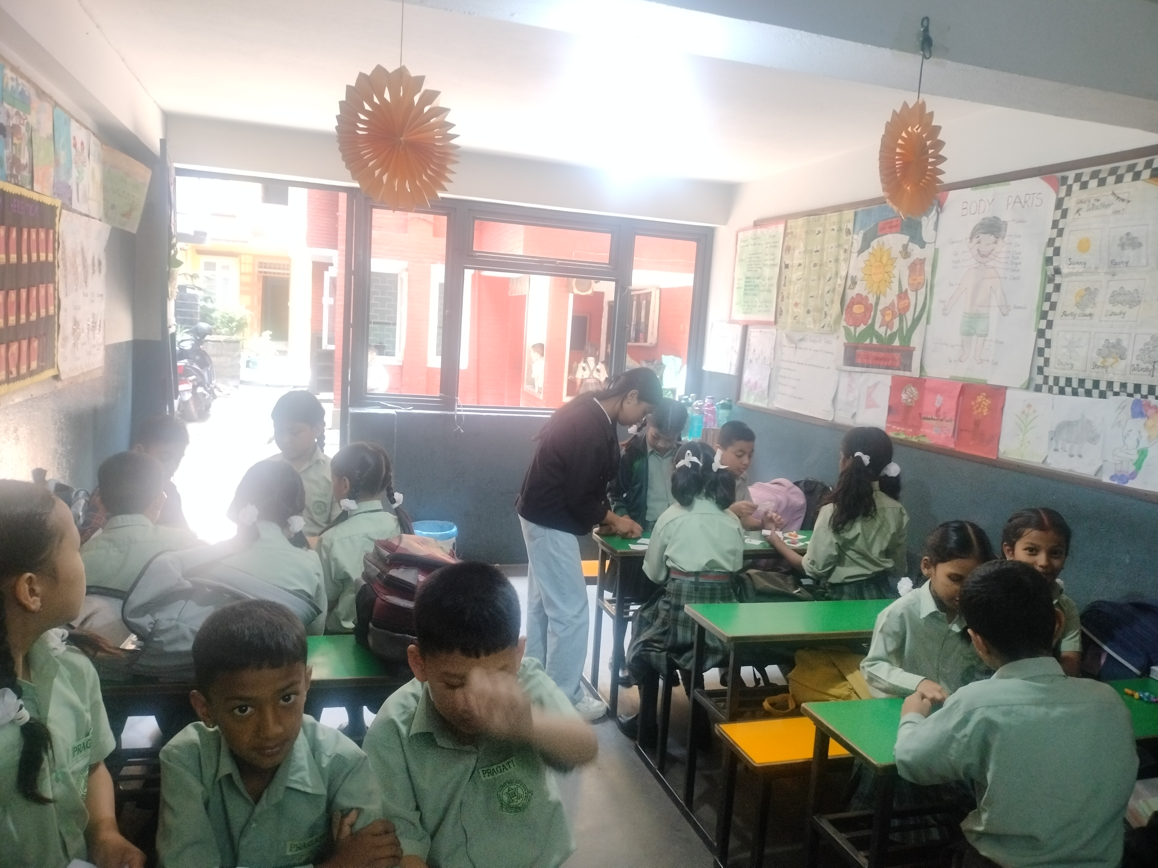 Pragati Adarsh English School