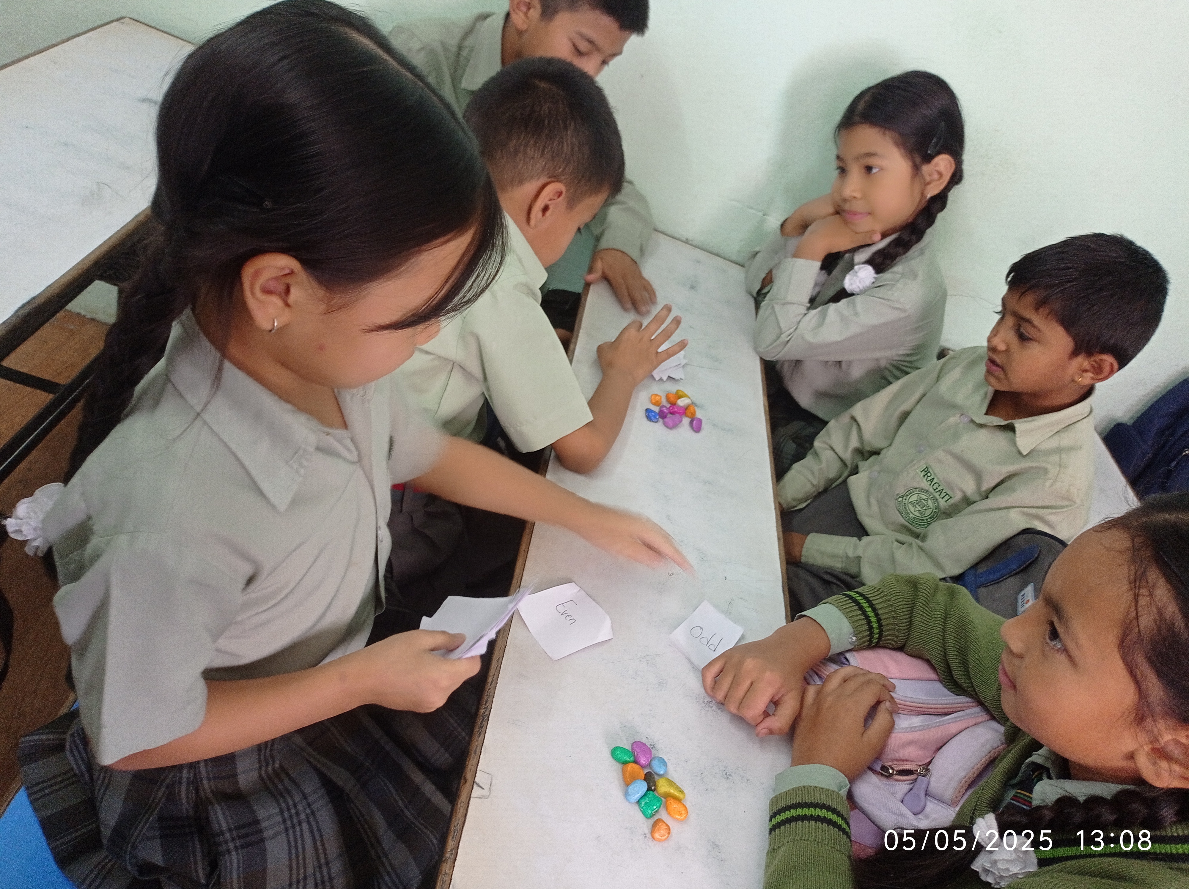 Pragati Adarsh English School