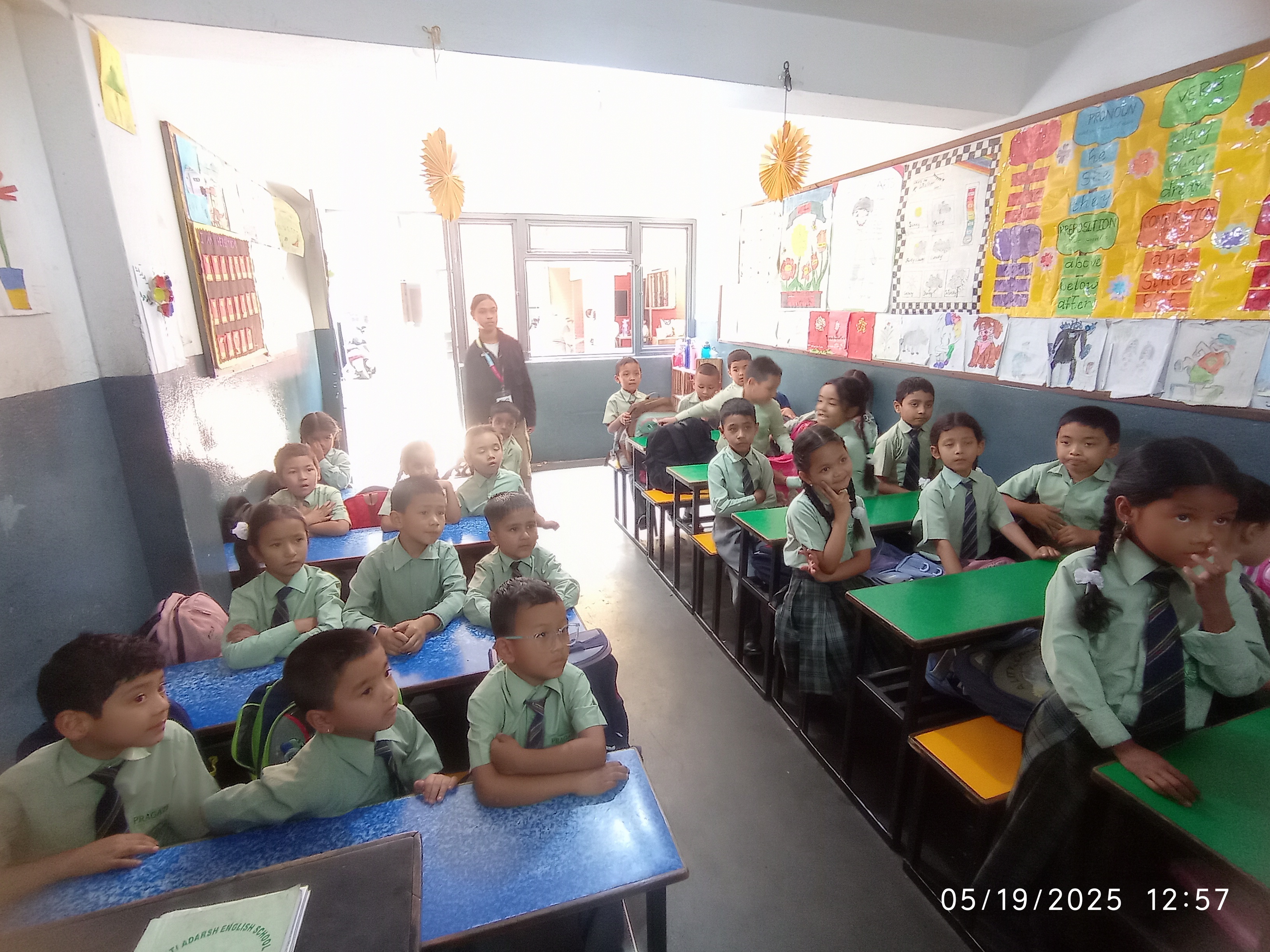Pragati Adarsh English School