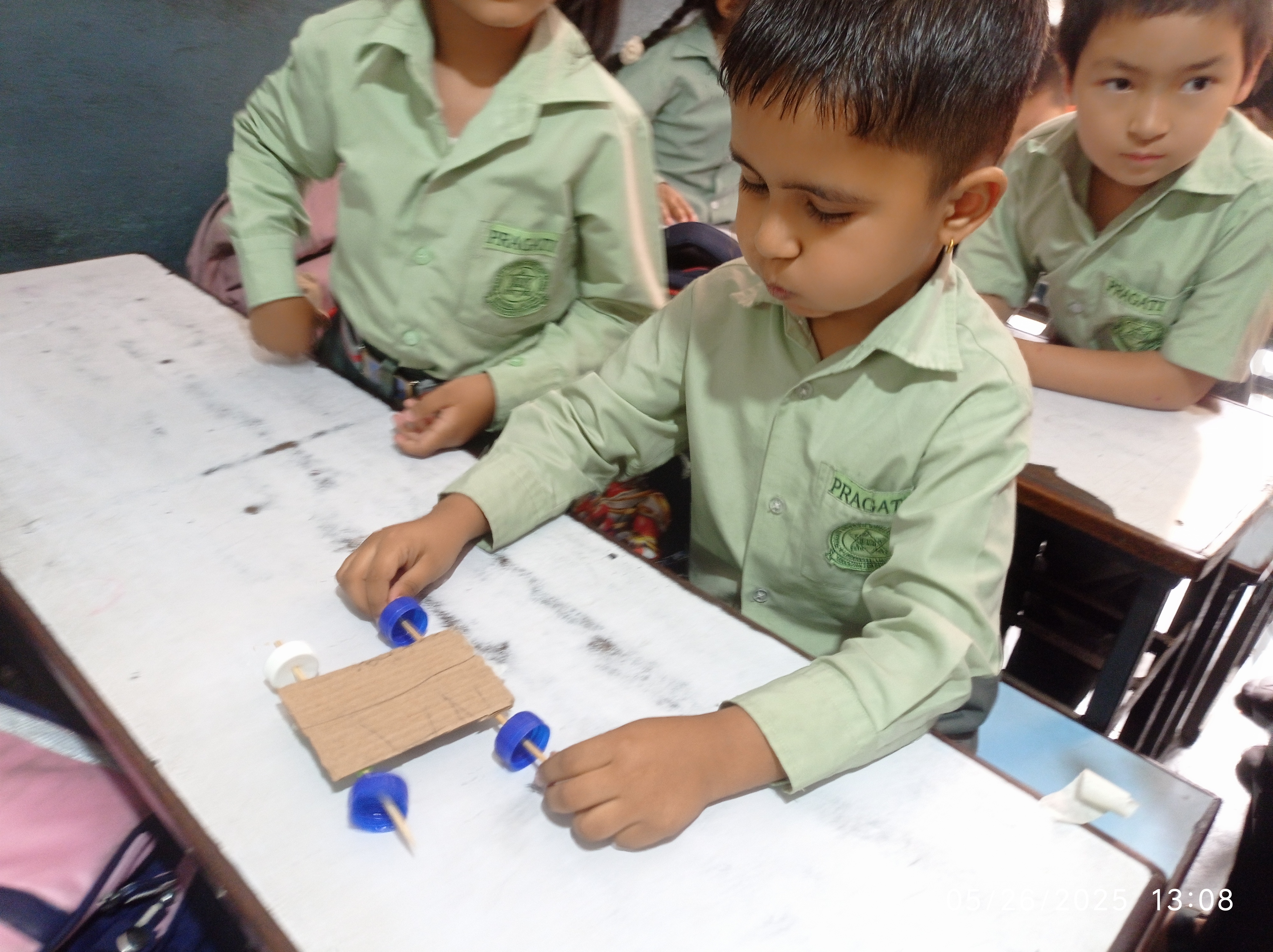 Pragati Adarsh English School