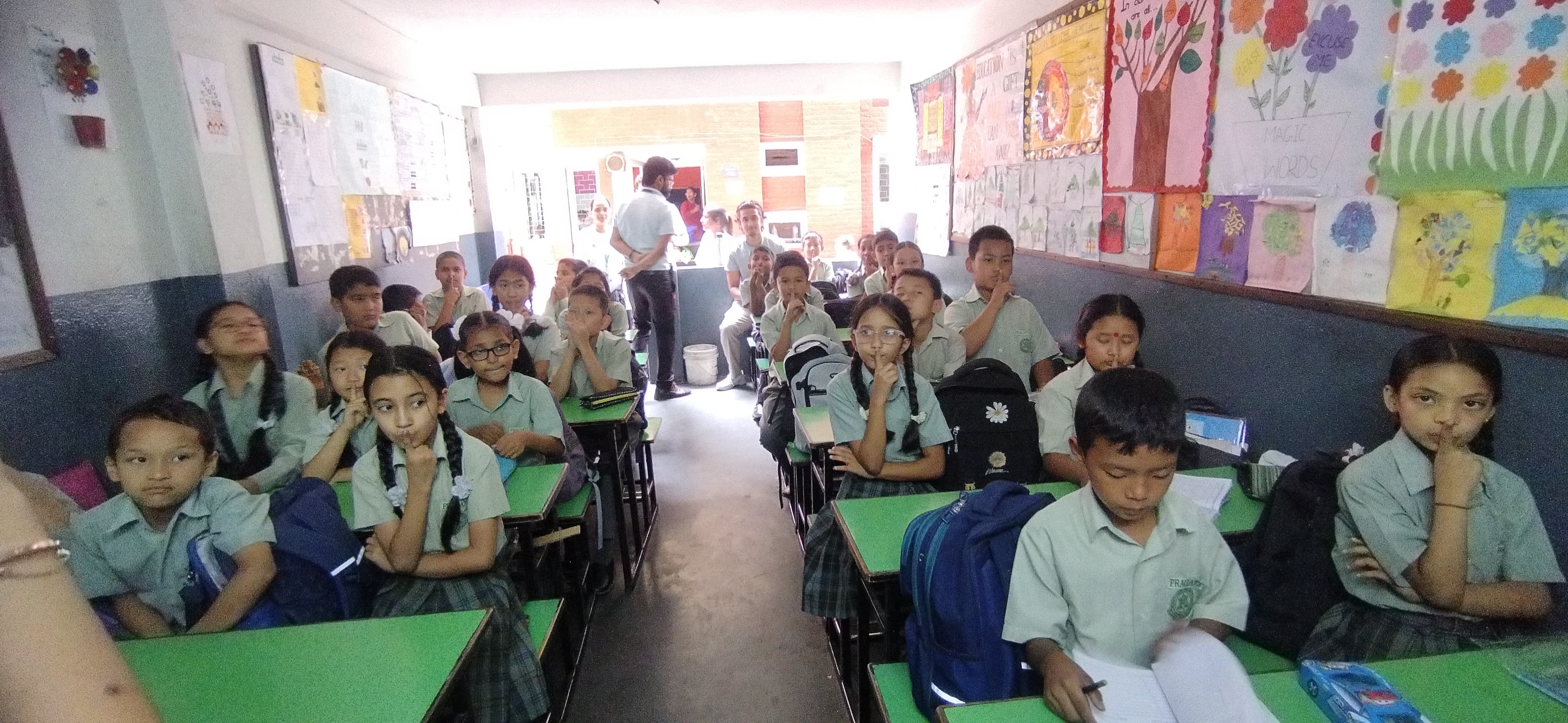 Pragati Adarsh English School