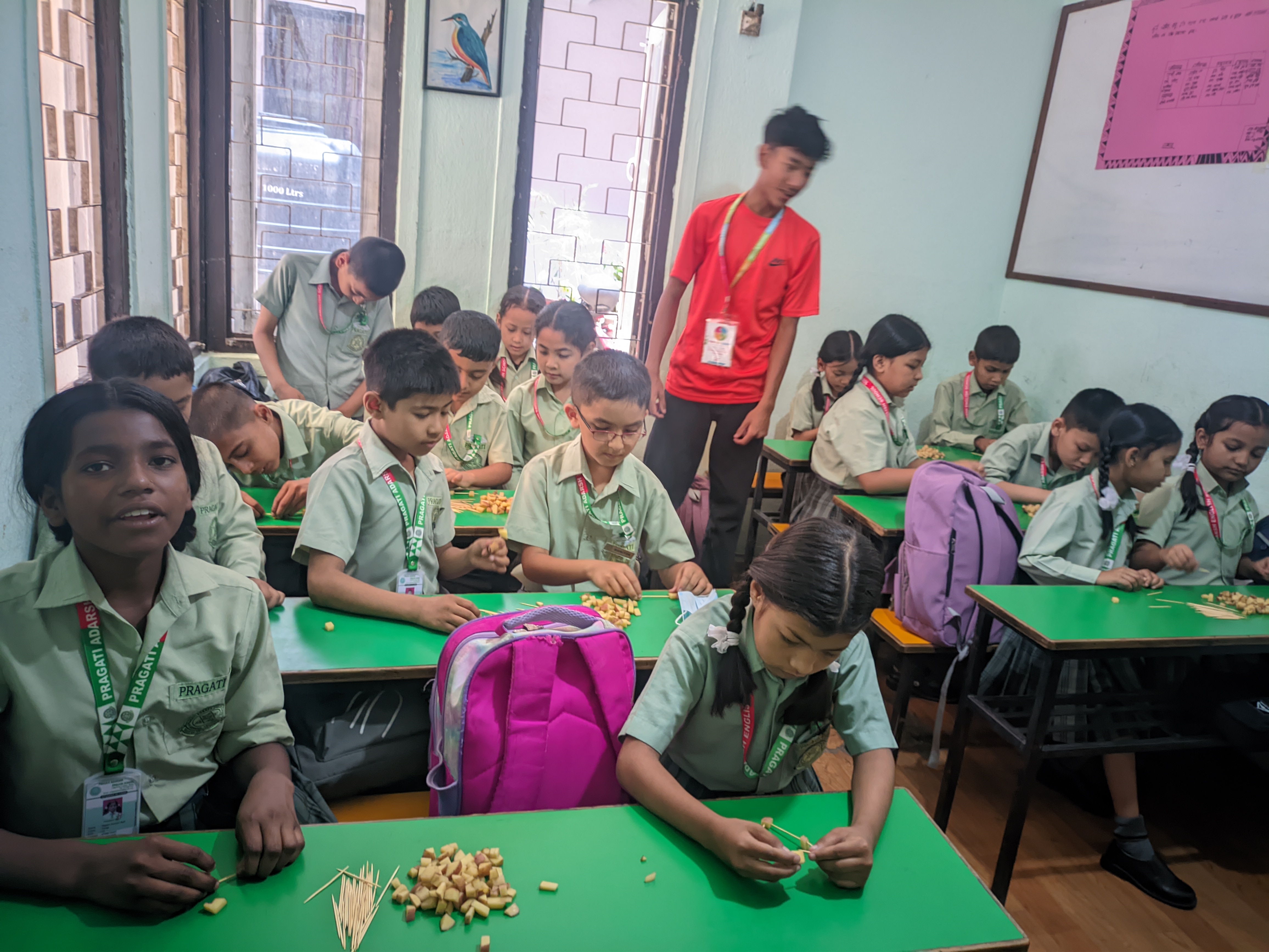 Pragati Adarsh English School