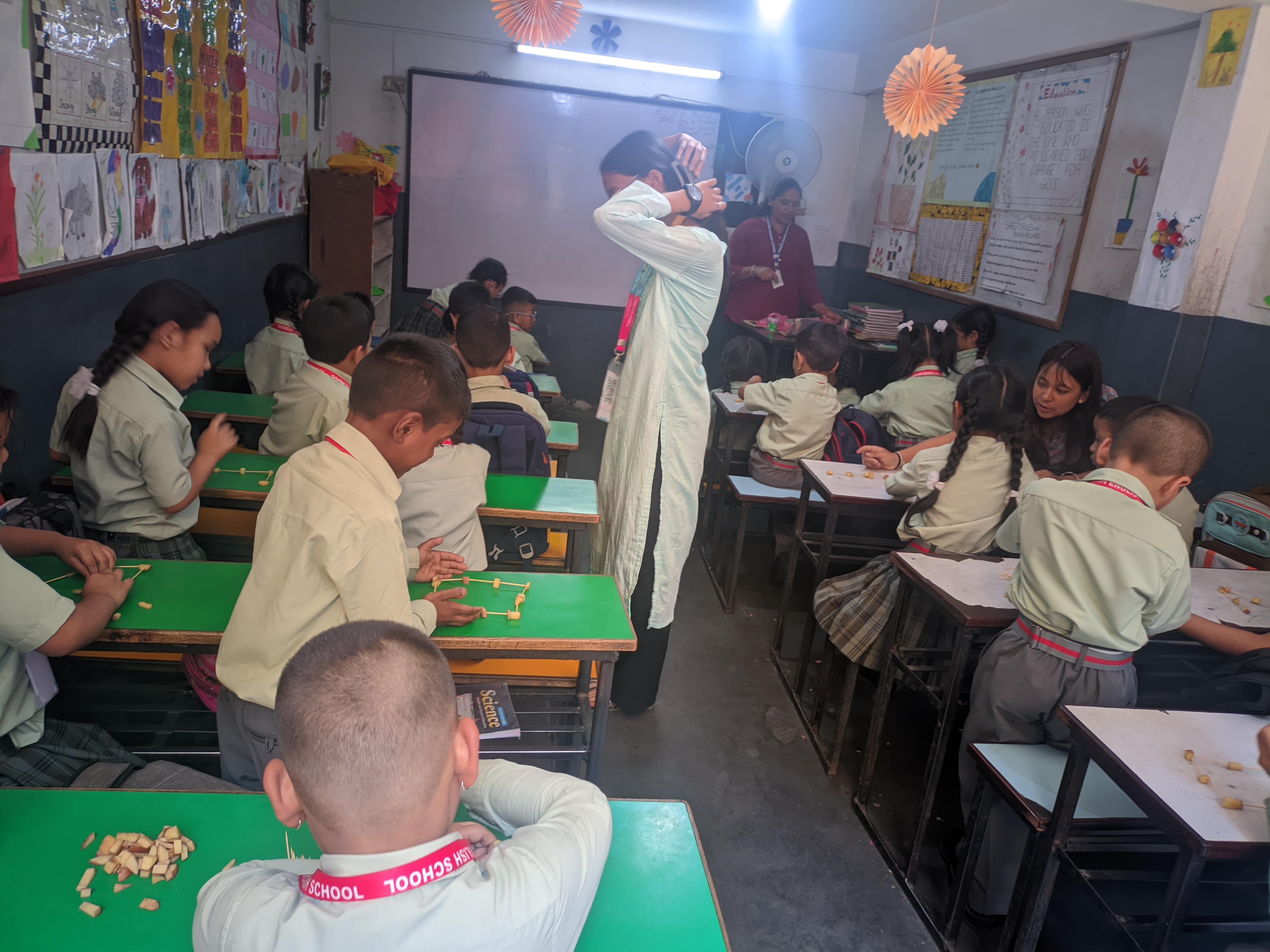 Pragati Adarsh English School