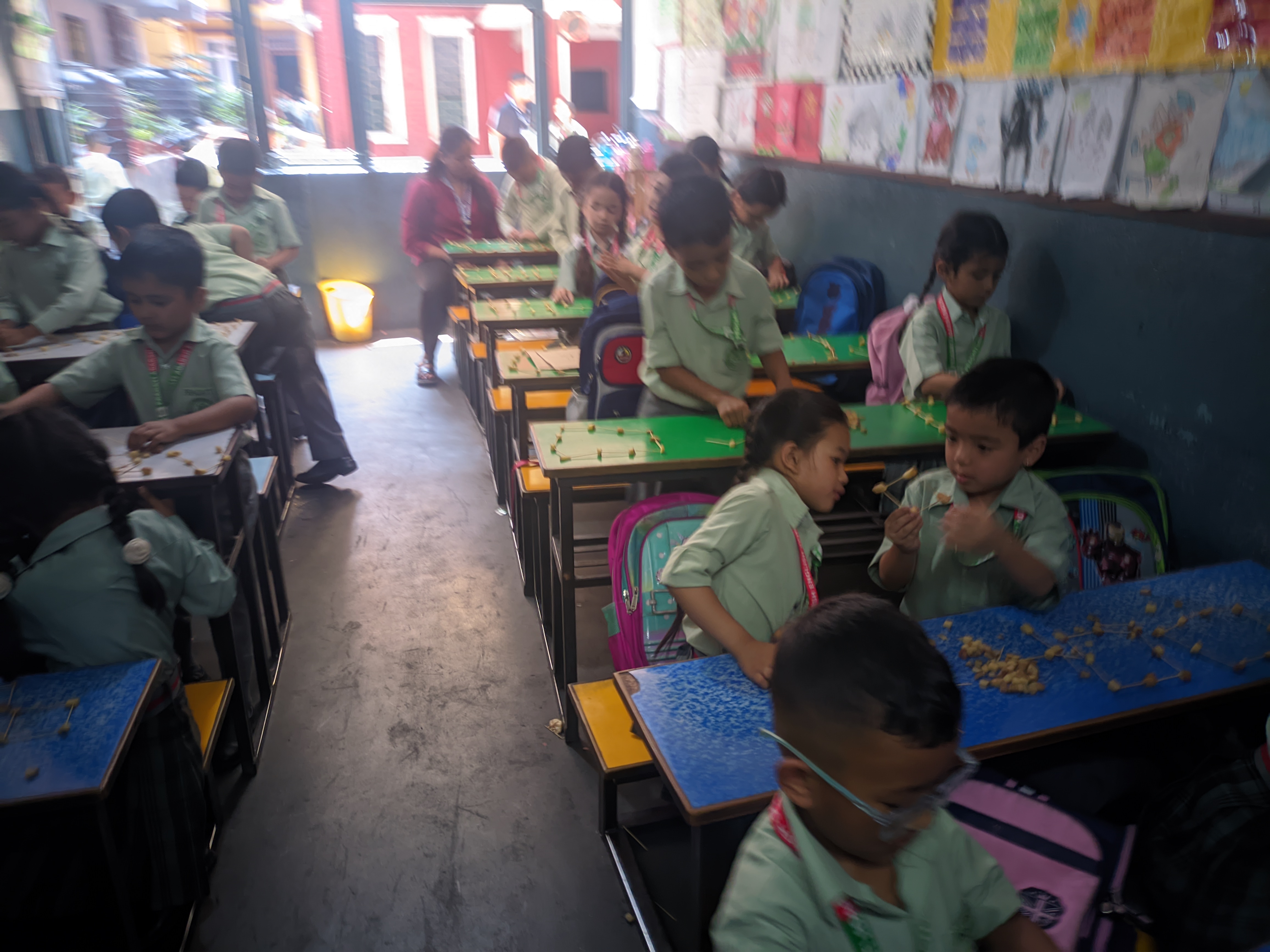 Pragati Adarsh English School