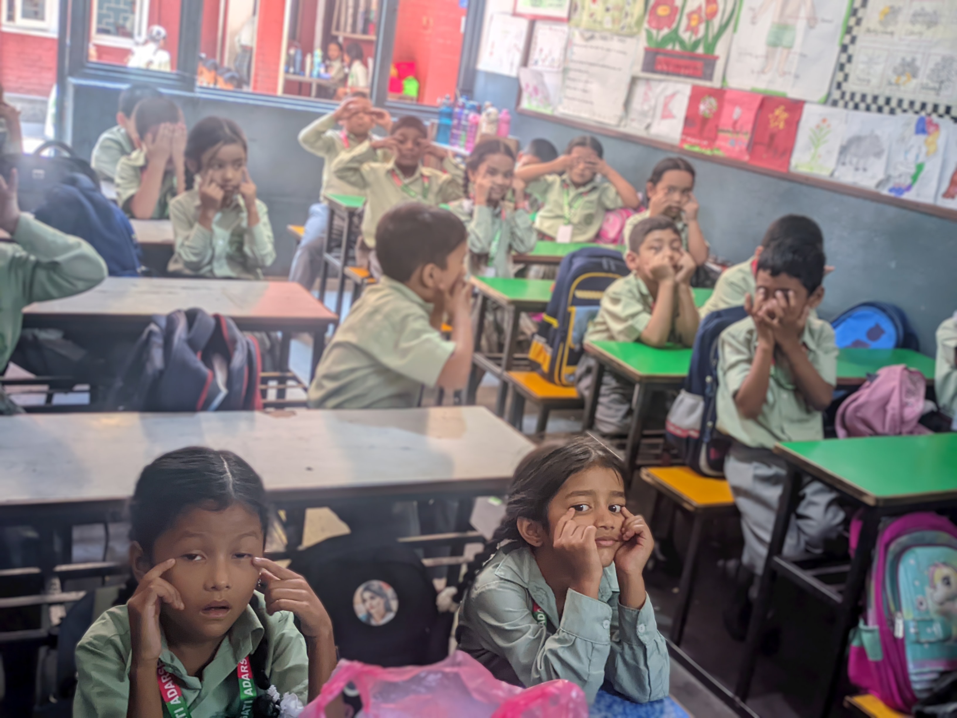 Pragati Adarsh English School