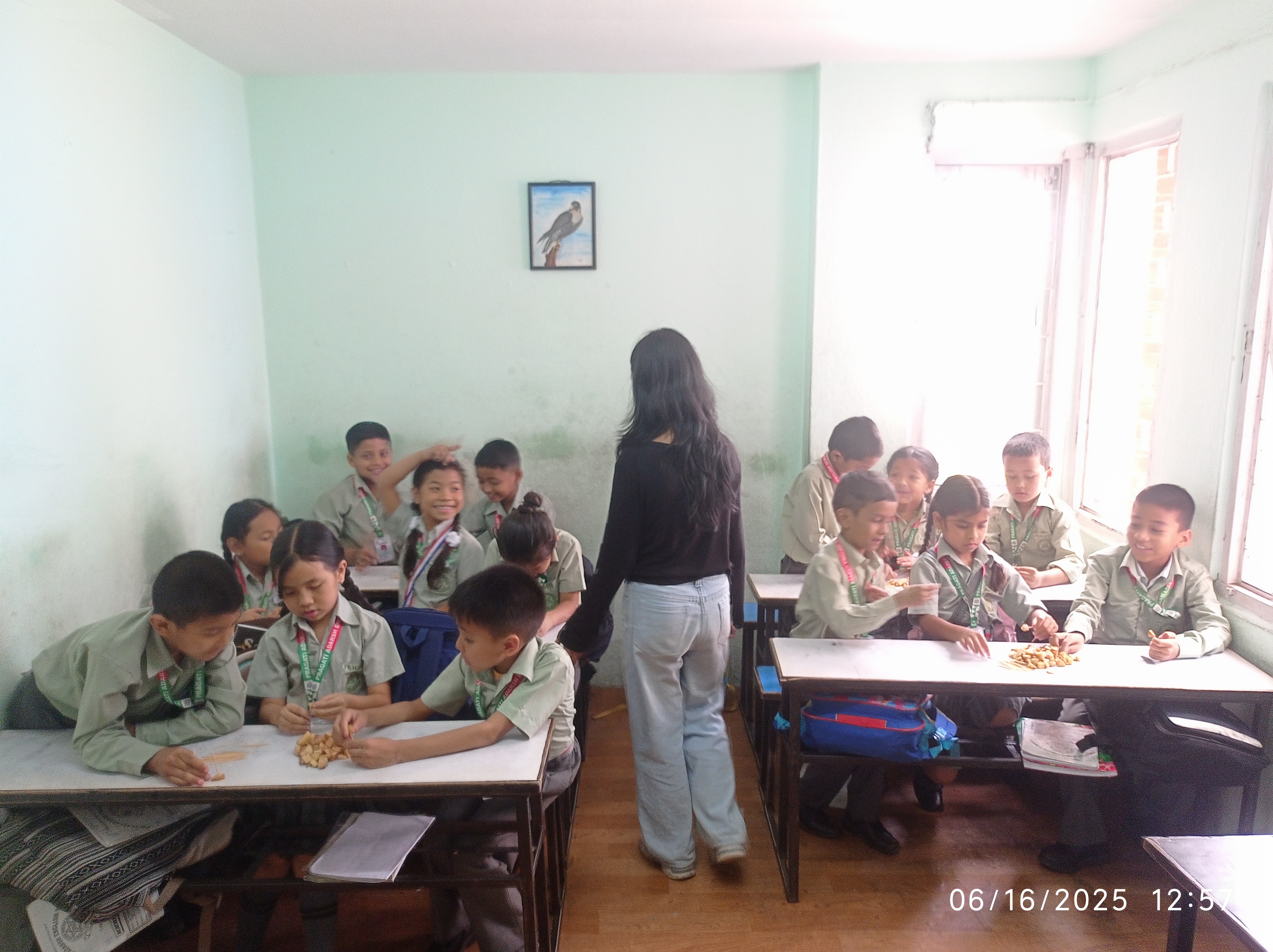 Pragati Adarsh English School