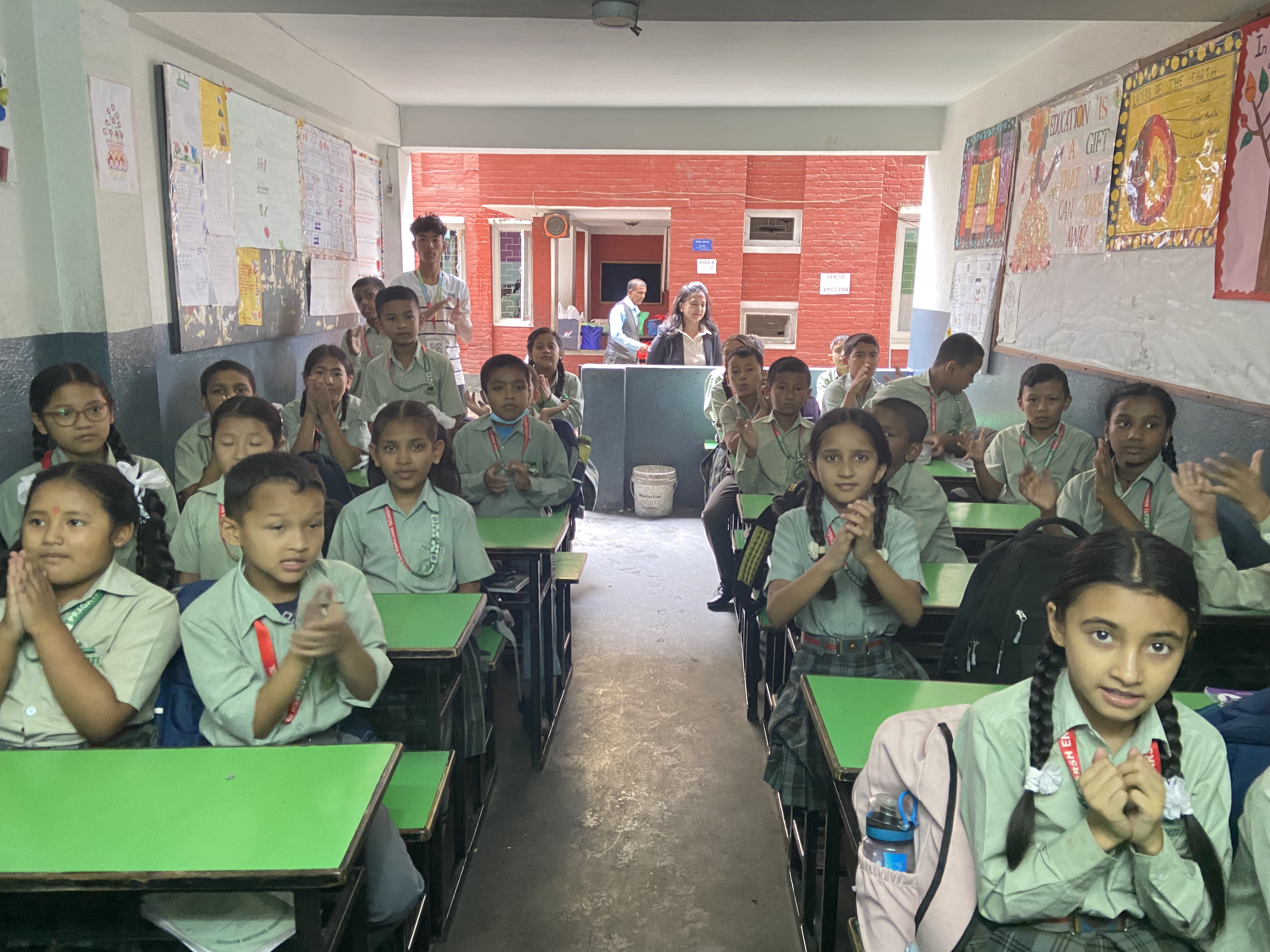 Pragati Adarsh English School