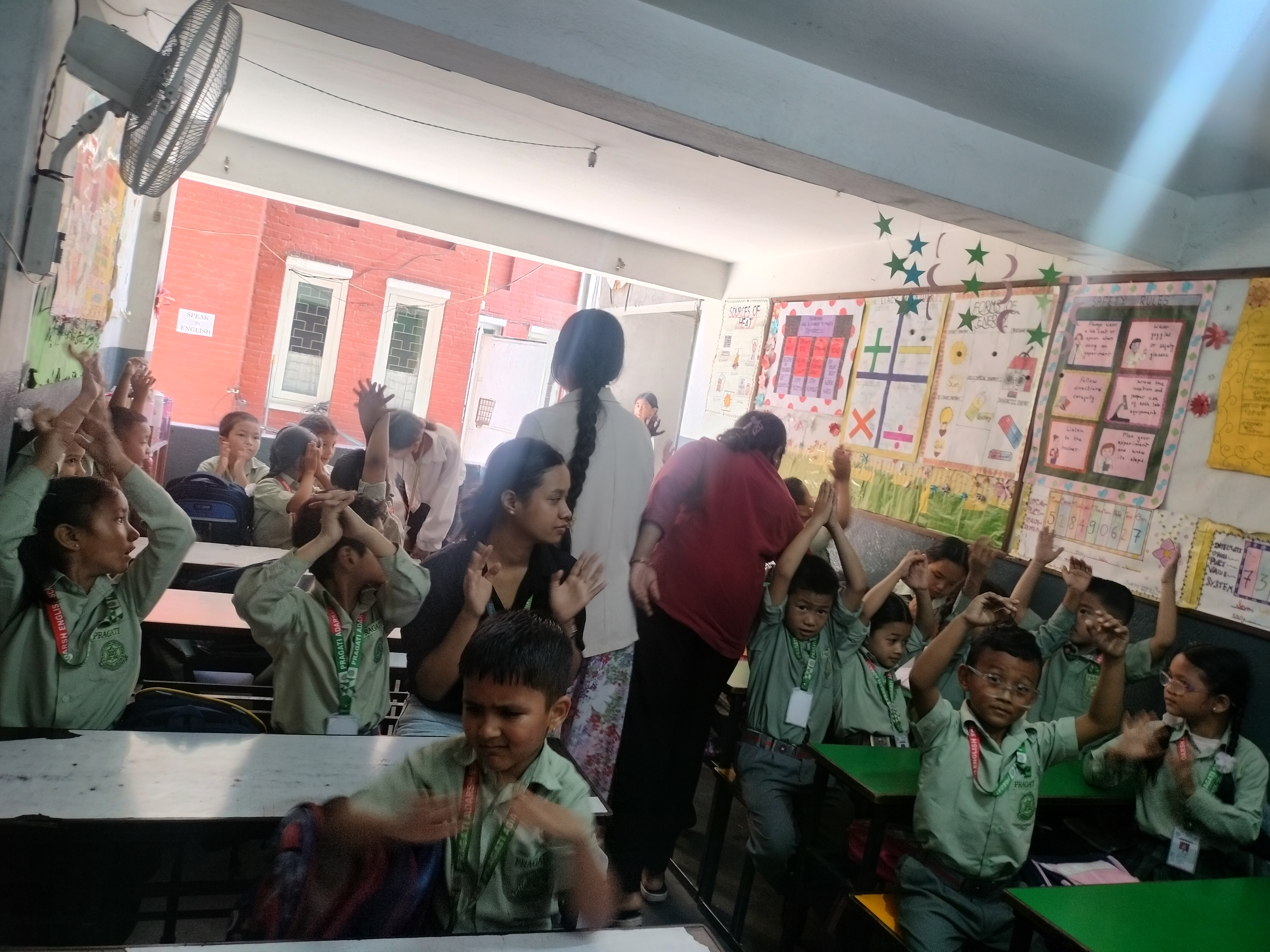 Pragati Adarsh English School