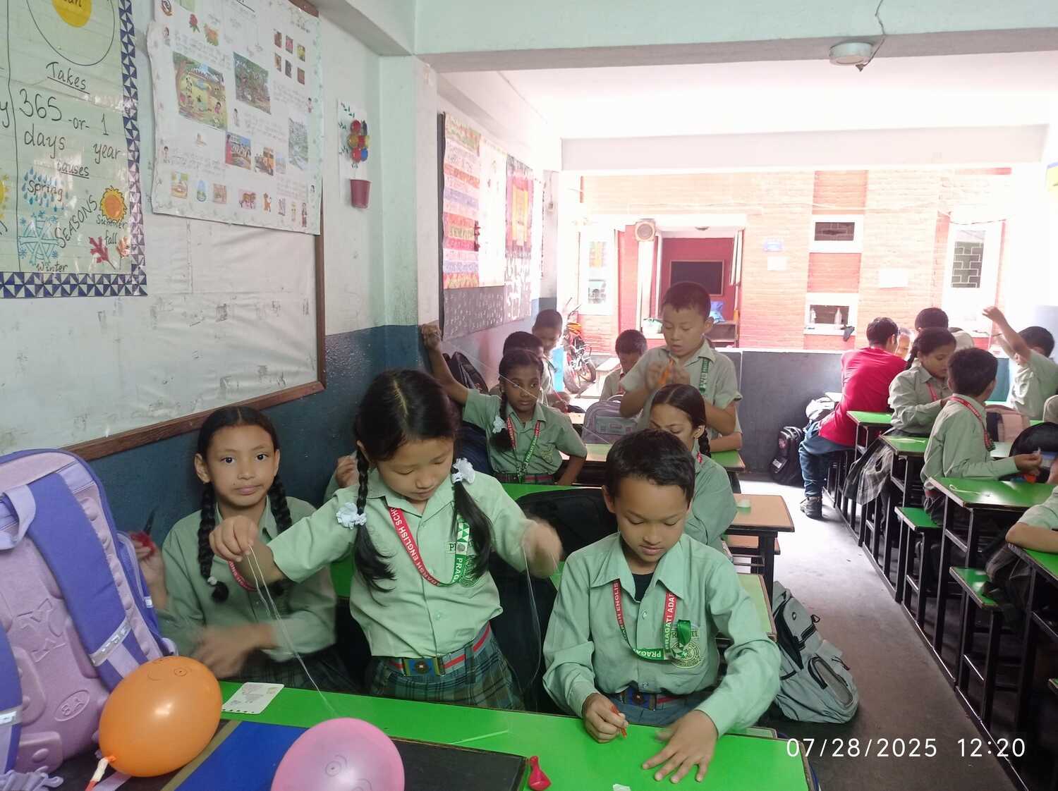 Pragati Adarsh English School