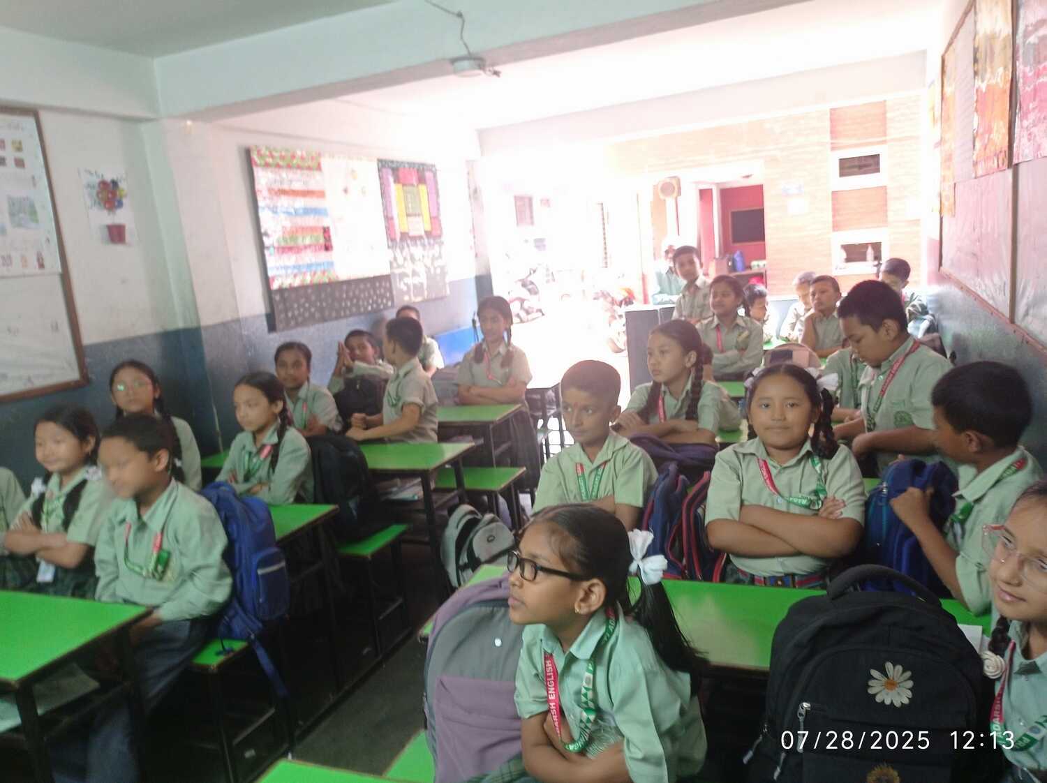Pragati Adarsh English School