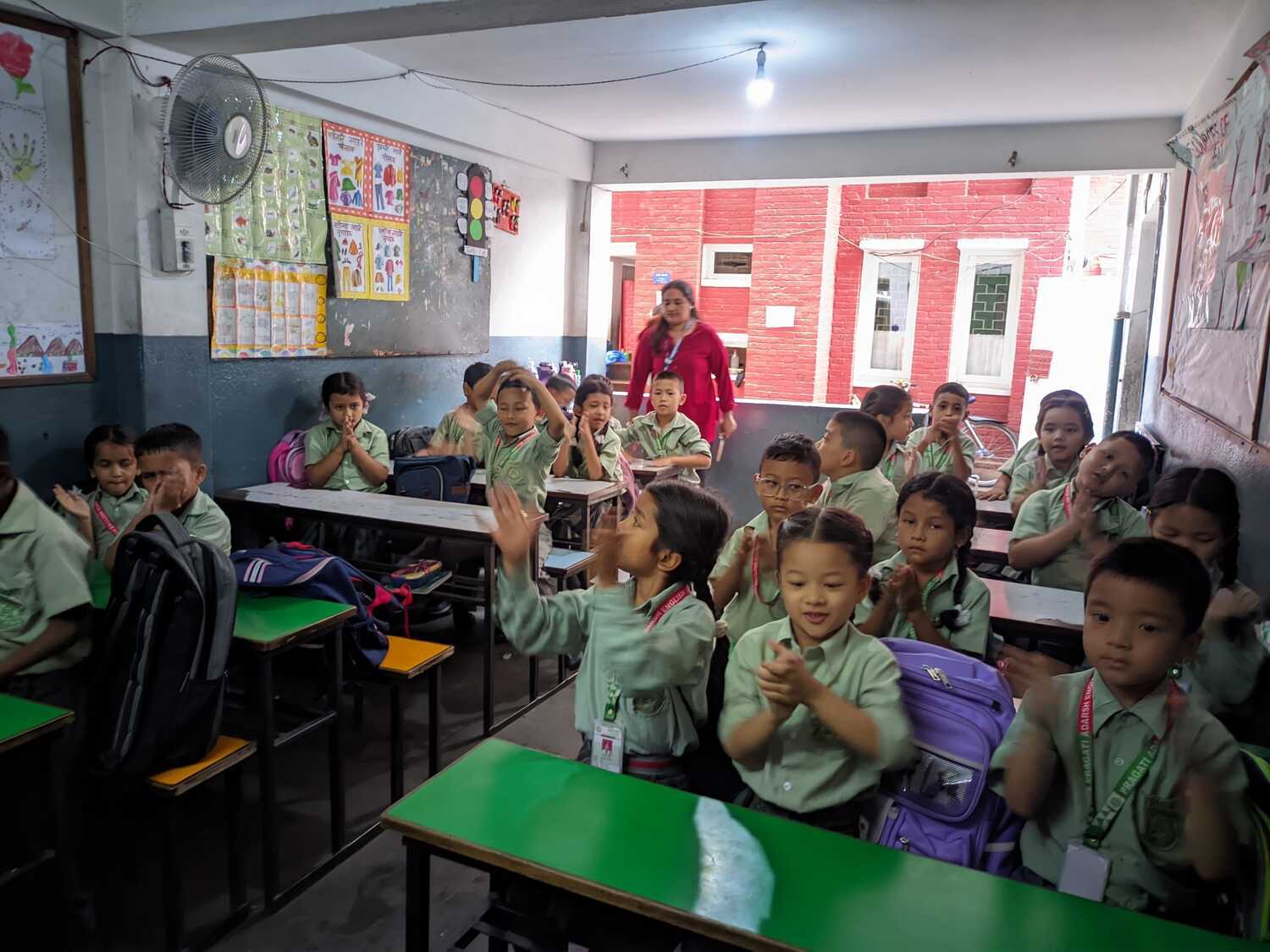 Pragati Adarsh English School