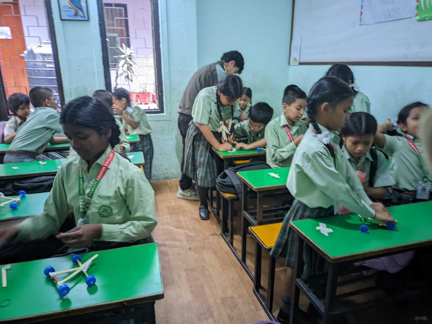 Pragati Adarsh English School
