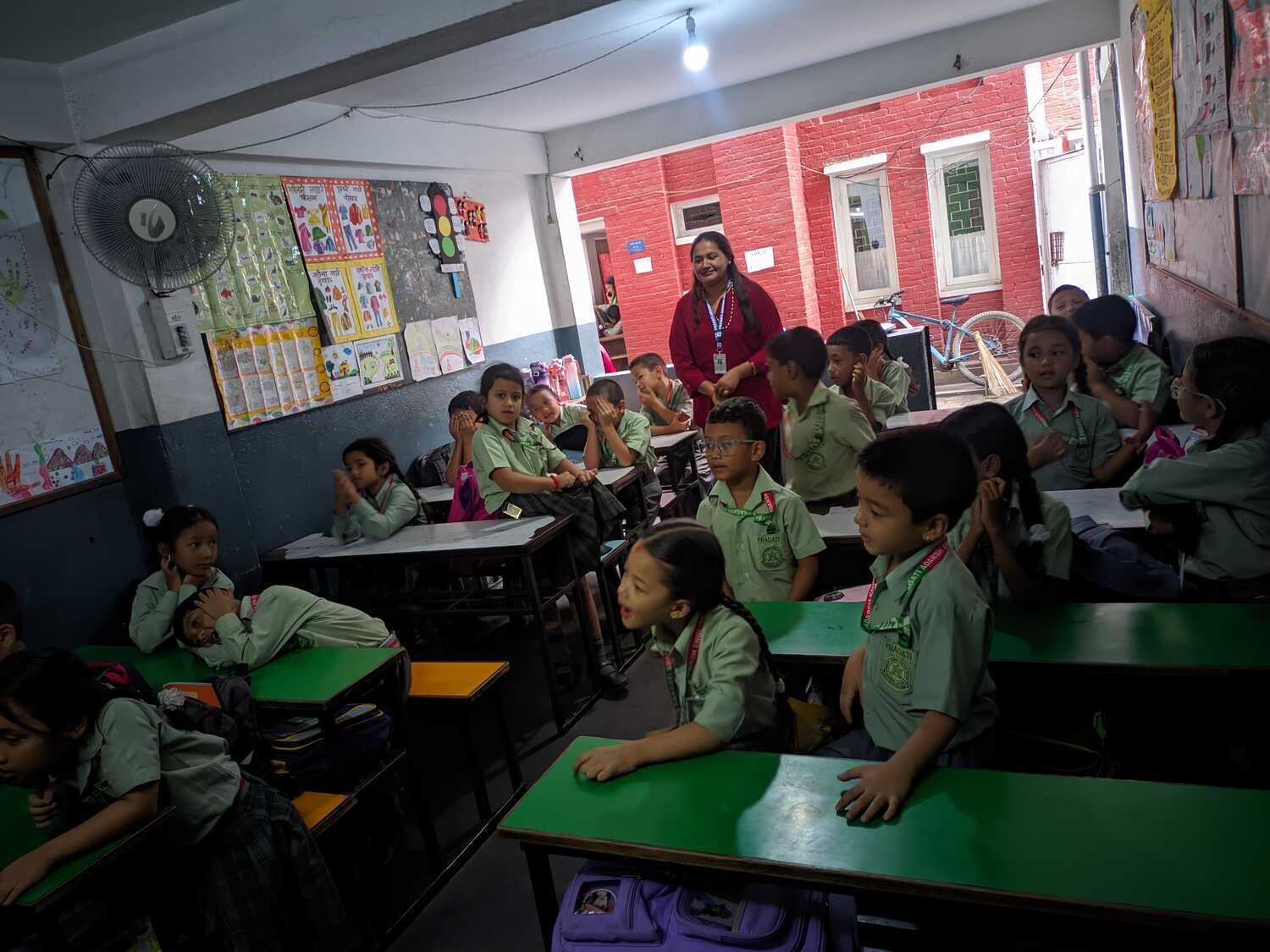 Pragati Adarsh English School